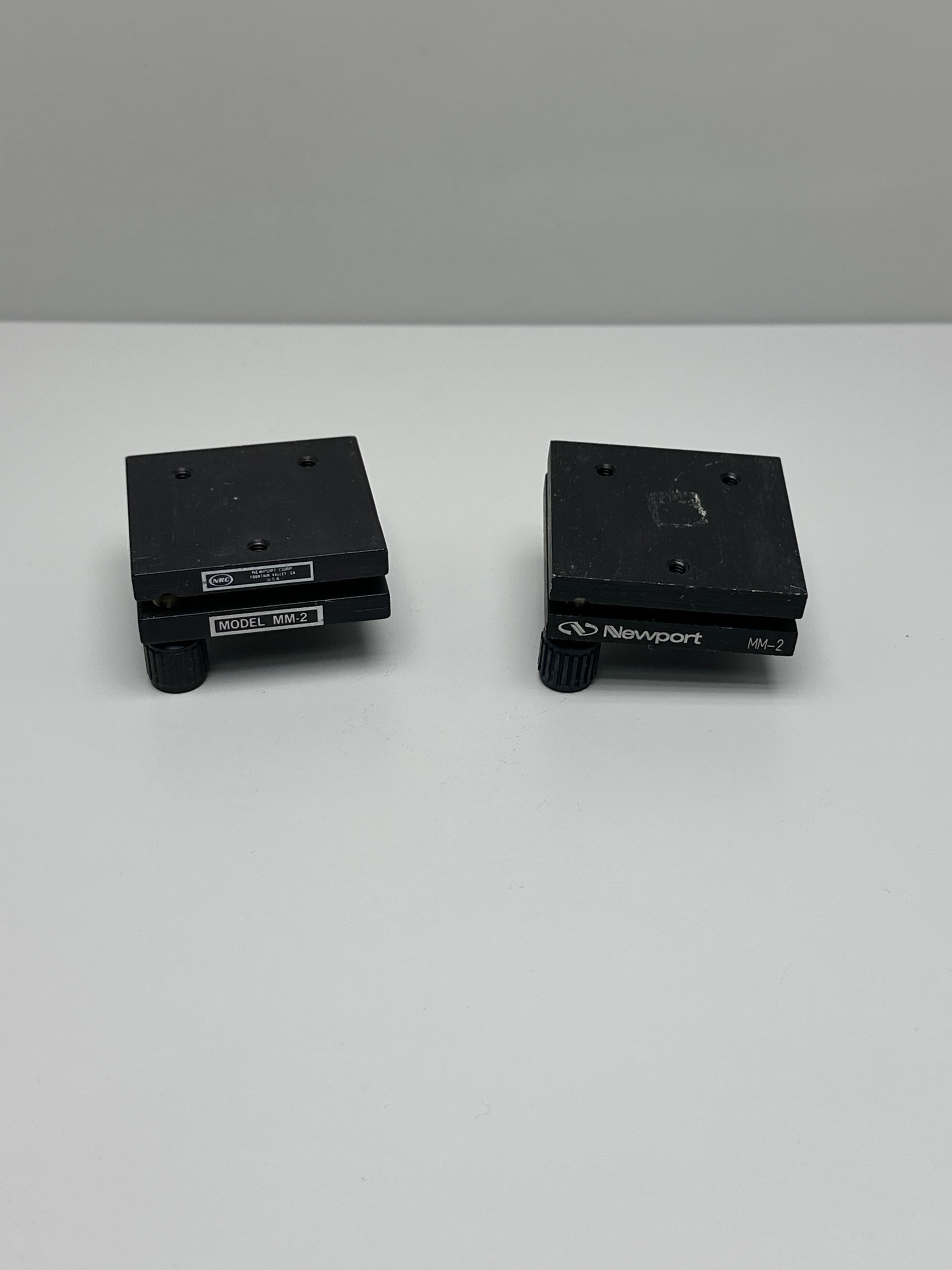 Newport MM-2 Mirror Mounts, 2" Diameter Mirrors