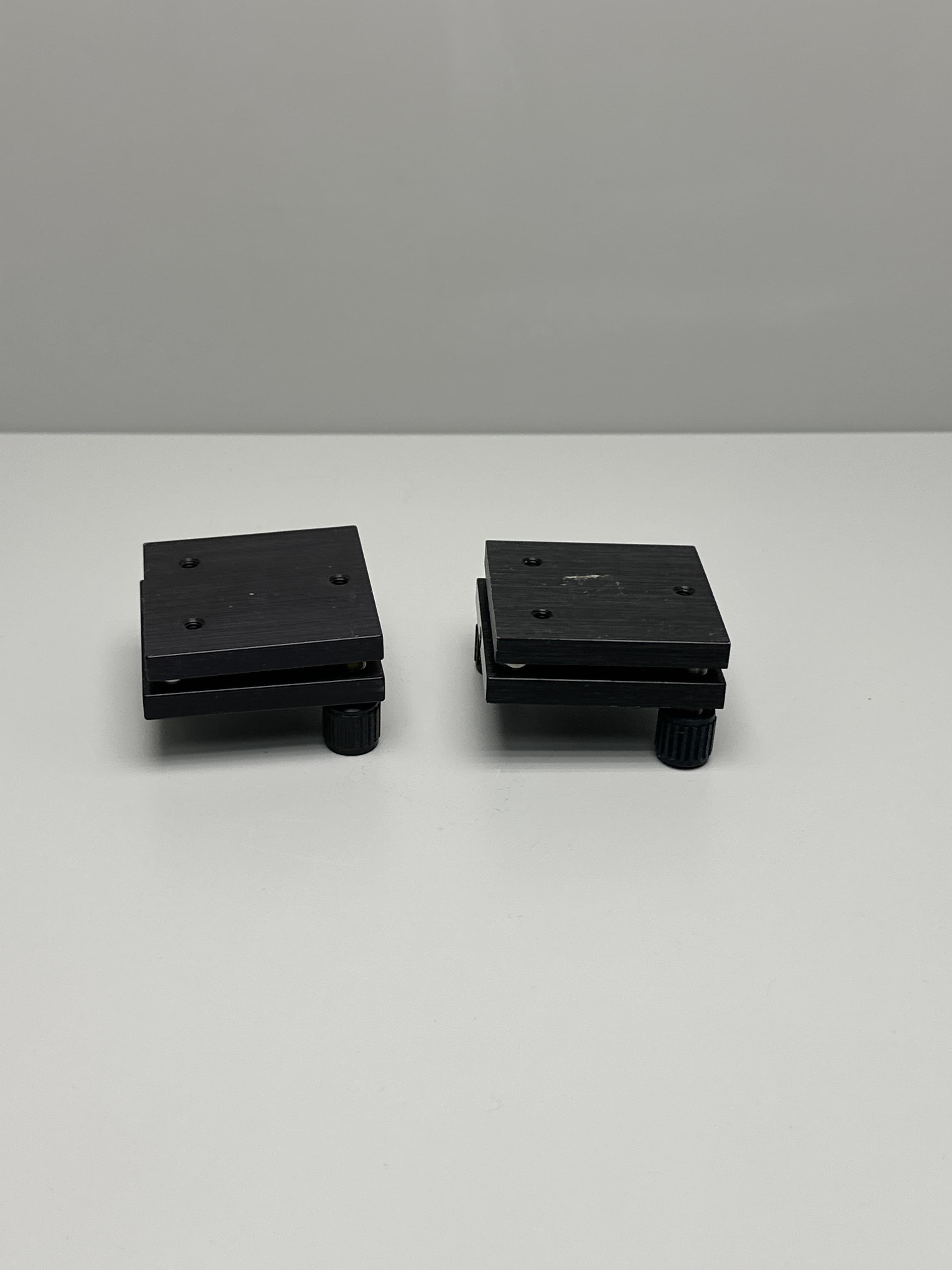 Newport MM-2 Mirror Mounts, 2" Diameter Mirrors