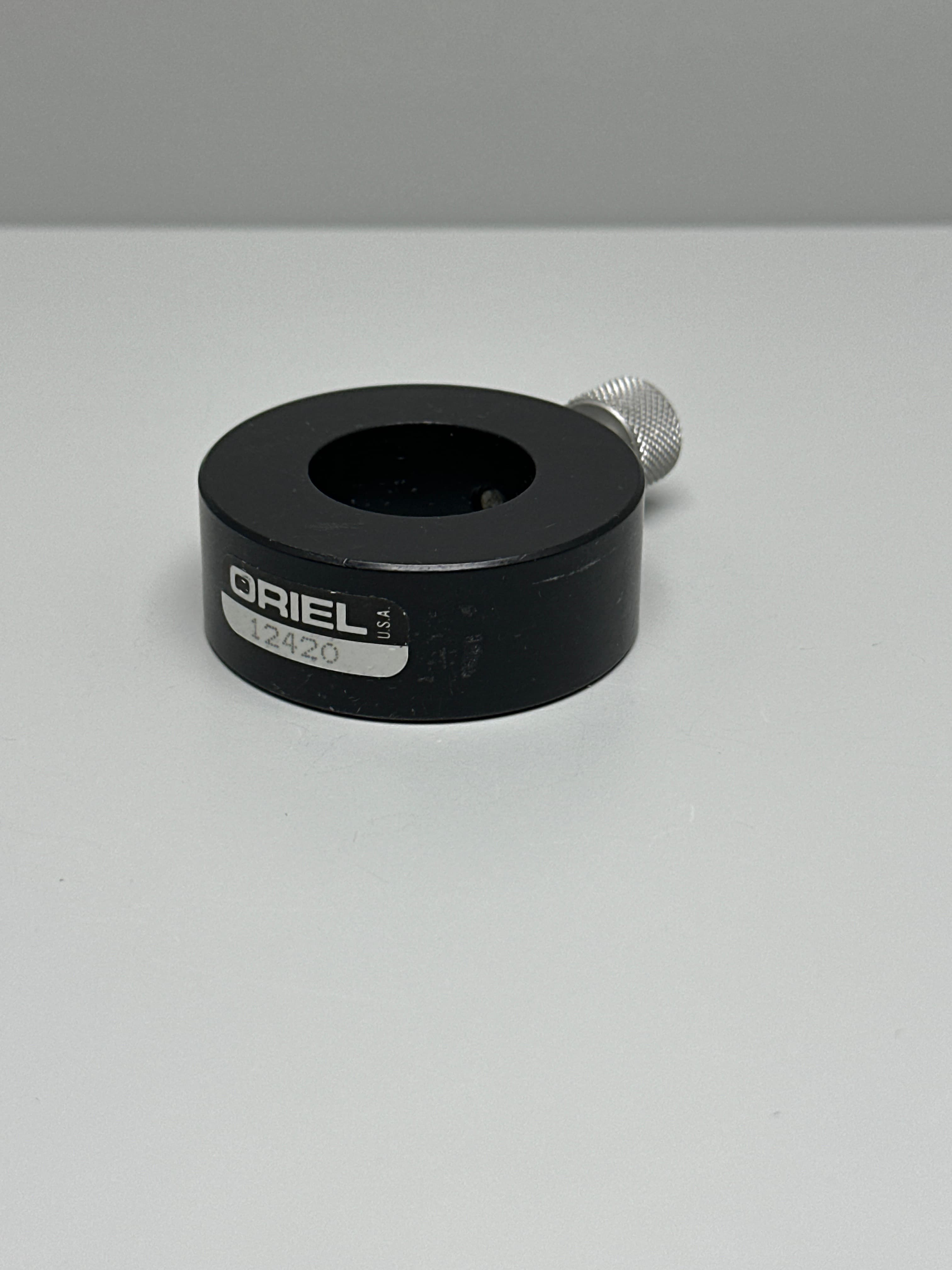Oriel 12420 Rod Holder, Large, 1" Diameter Rod
