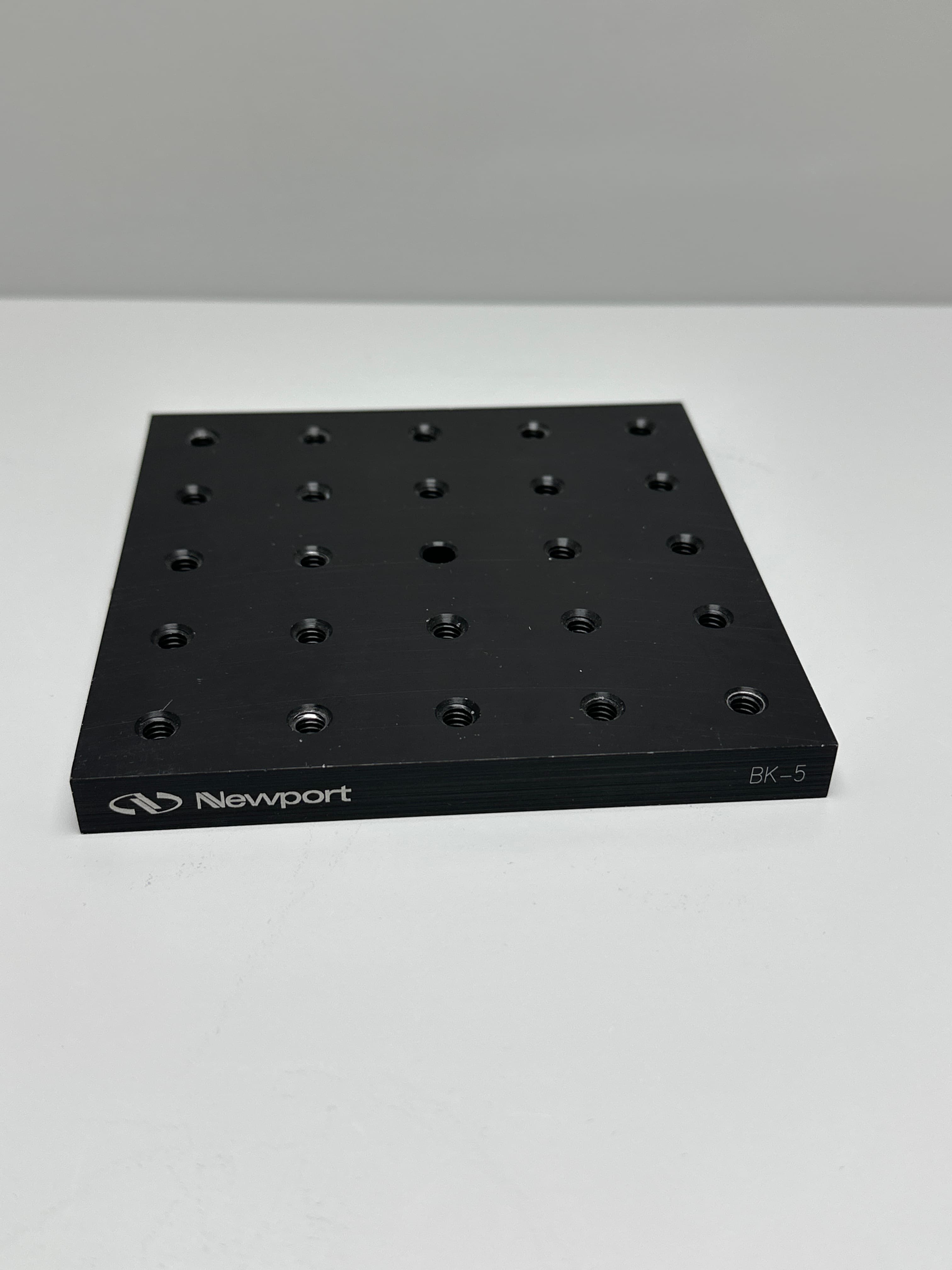 Newport BK-5 Locking Kinematic Base - Top Only