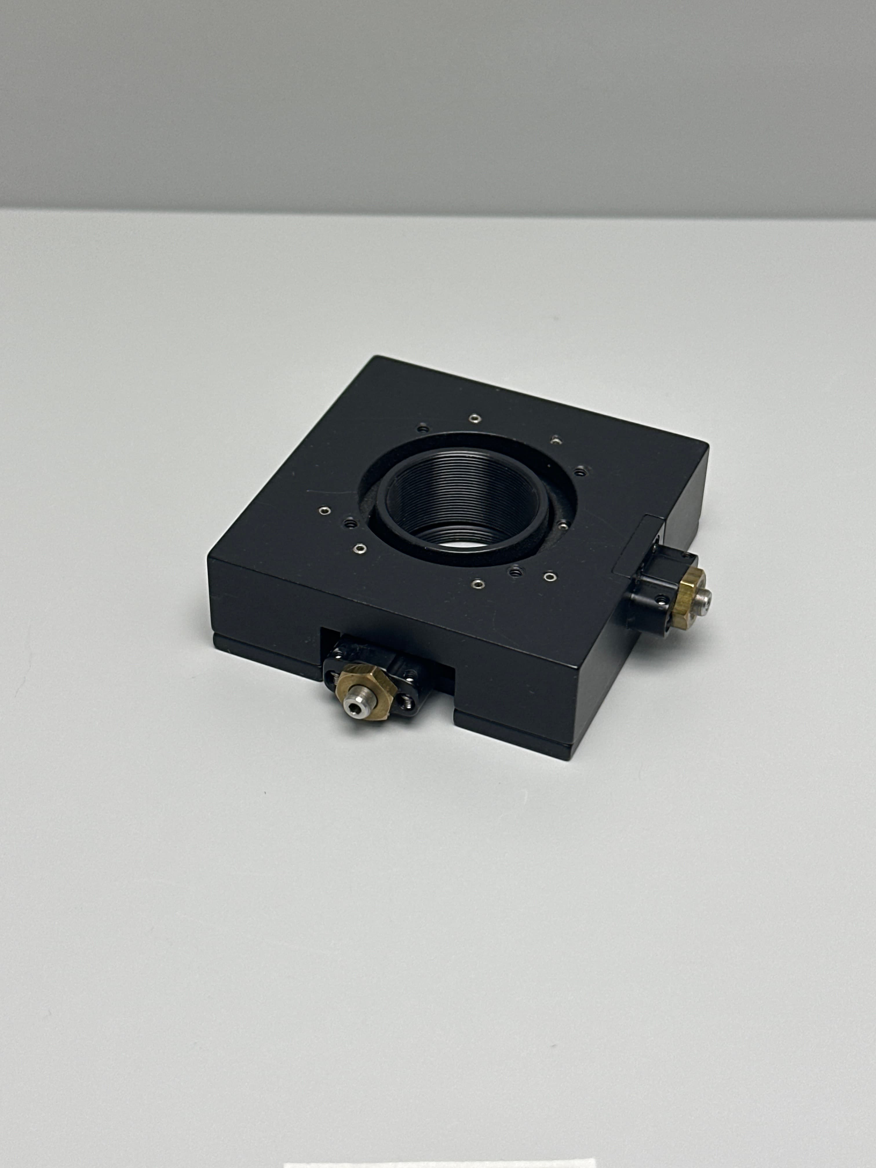 Thorlabs ST1XY-A Translation Stage with 100TPI Adjusters