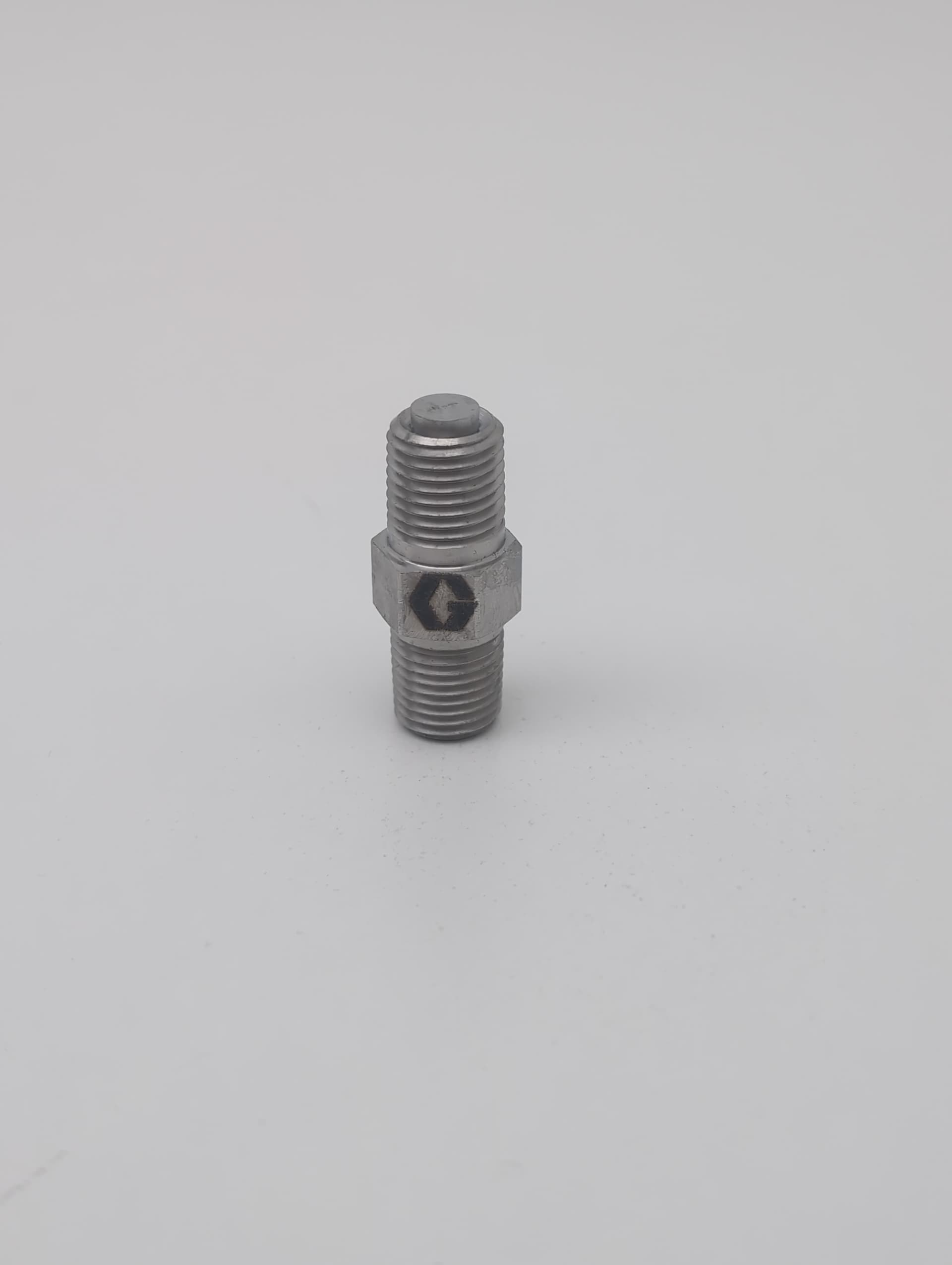 Graco 501867 PTFE Check Valve, 1/4 x 1/4" NPT(Mbe), 3000 PSI (207 Bar, 20.7 MPa)