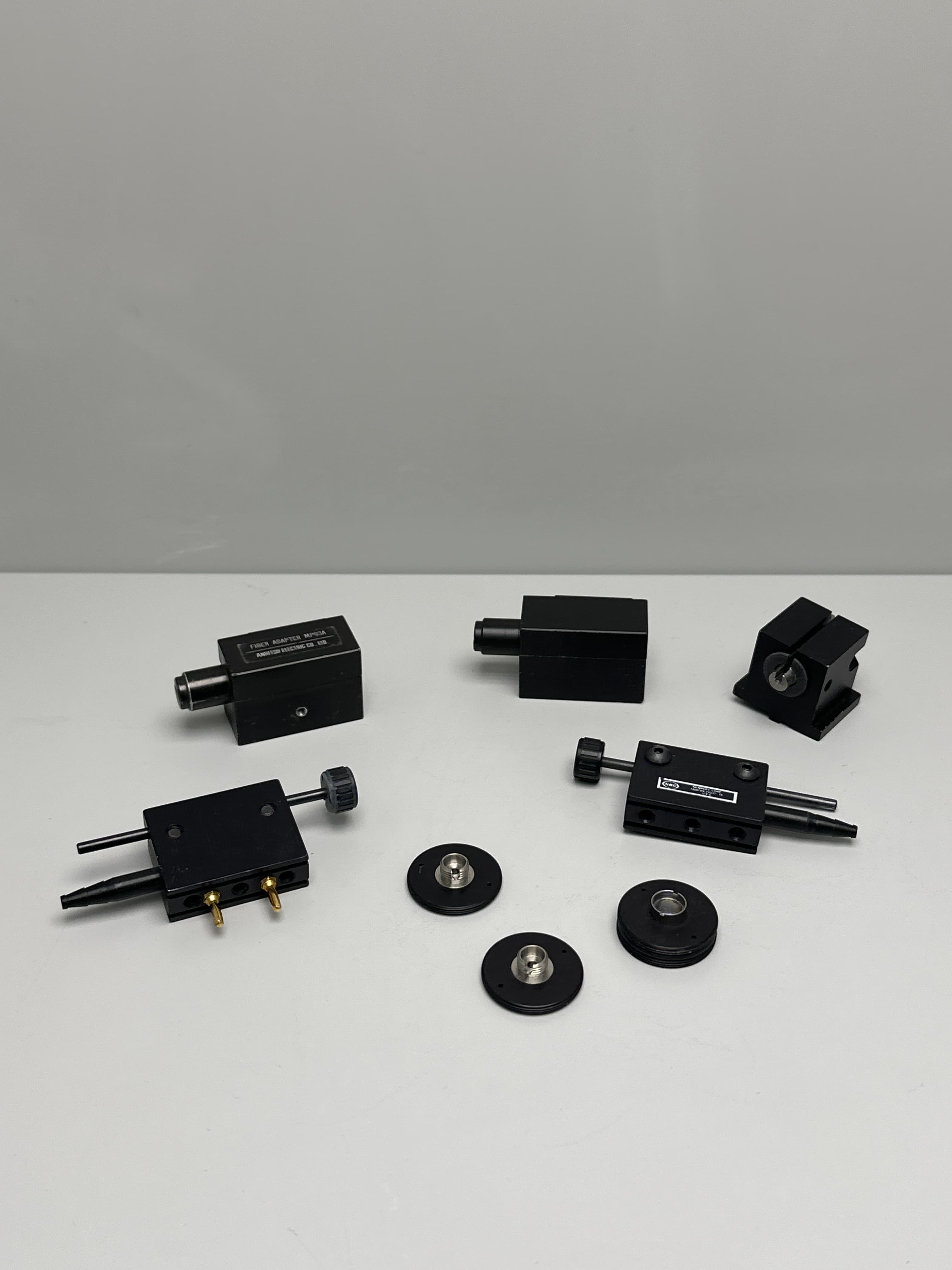Fiber Optomechanic Components, Fiber Adapters, Fiber Vacuum Chuck