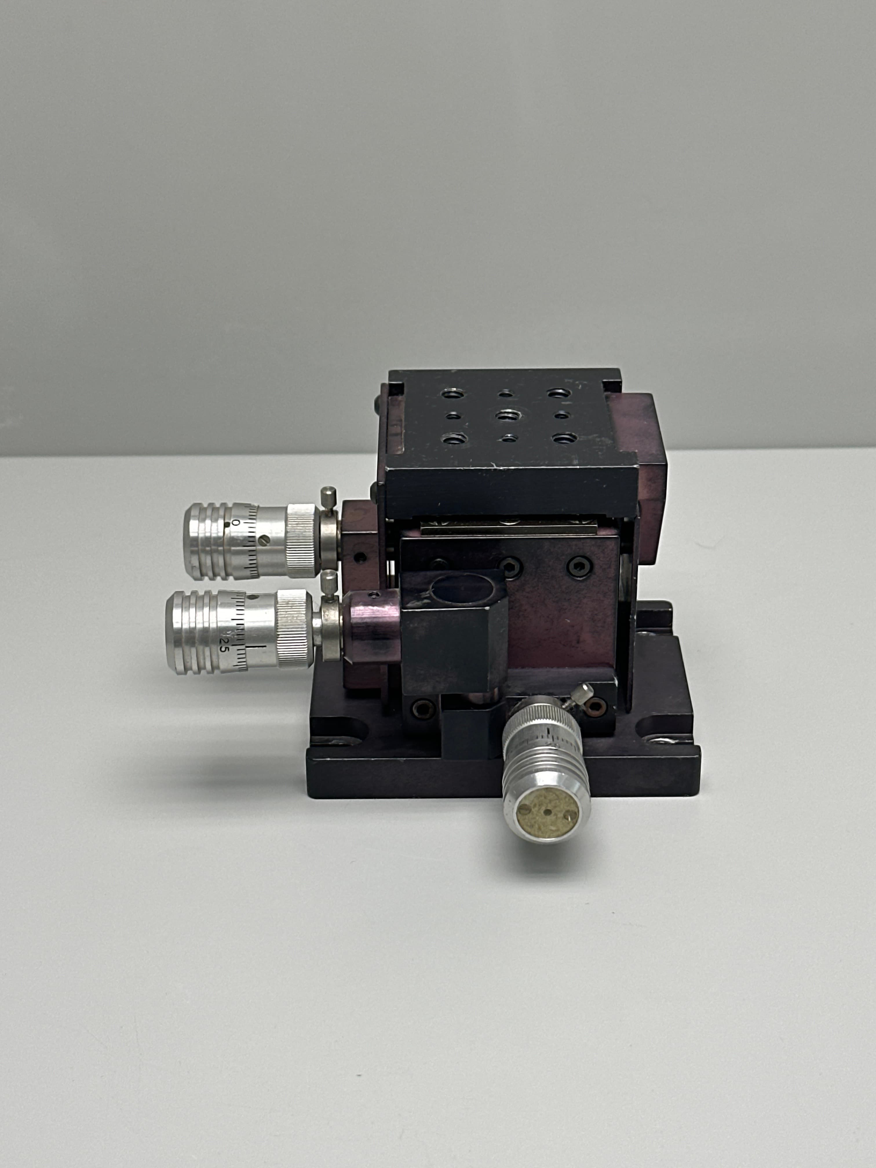 Newport 3 Axis Micro Translator