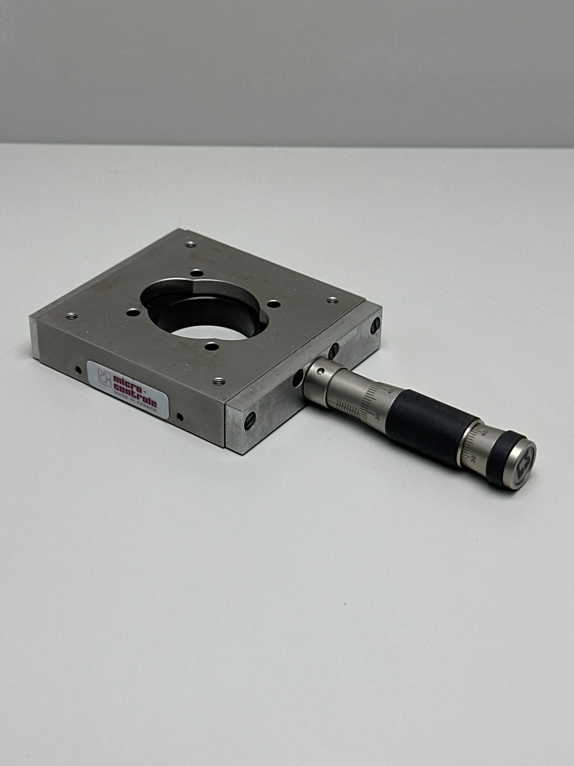 Micro-Controle / Klinger Linear Stage, 1" Travel w/Dual Vernier Micrometers