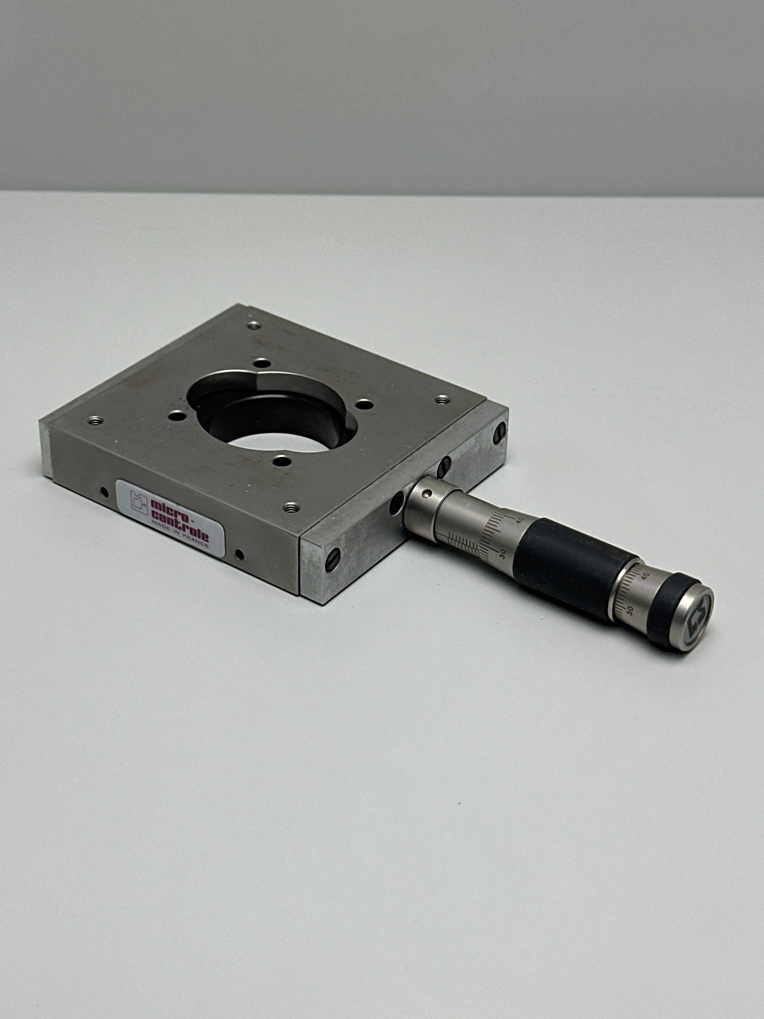 Micro-Controle / Klinger Linear Stage, 1" Travel w/Dual Vernier Micrometers