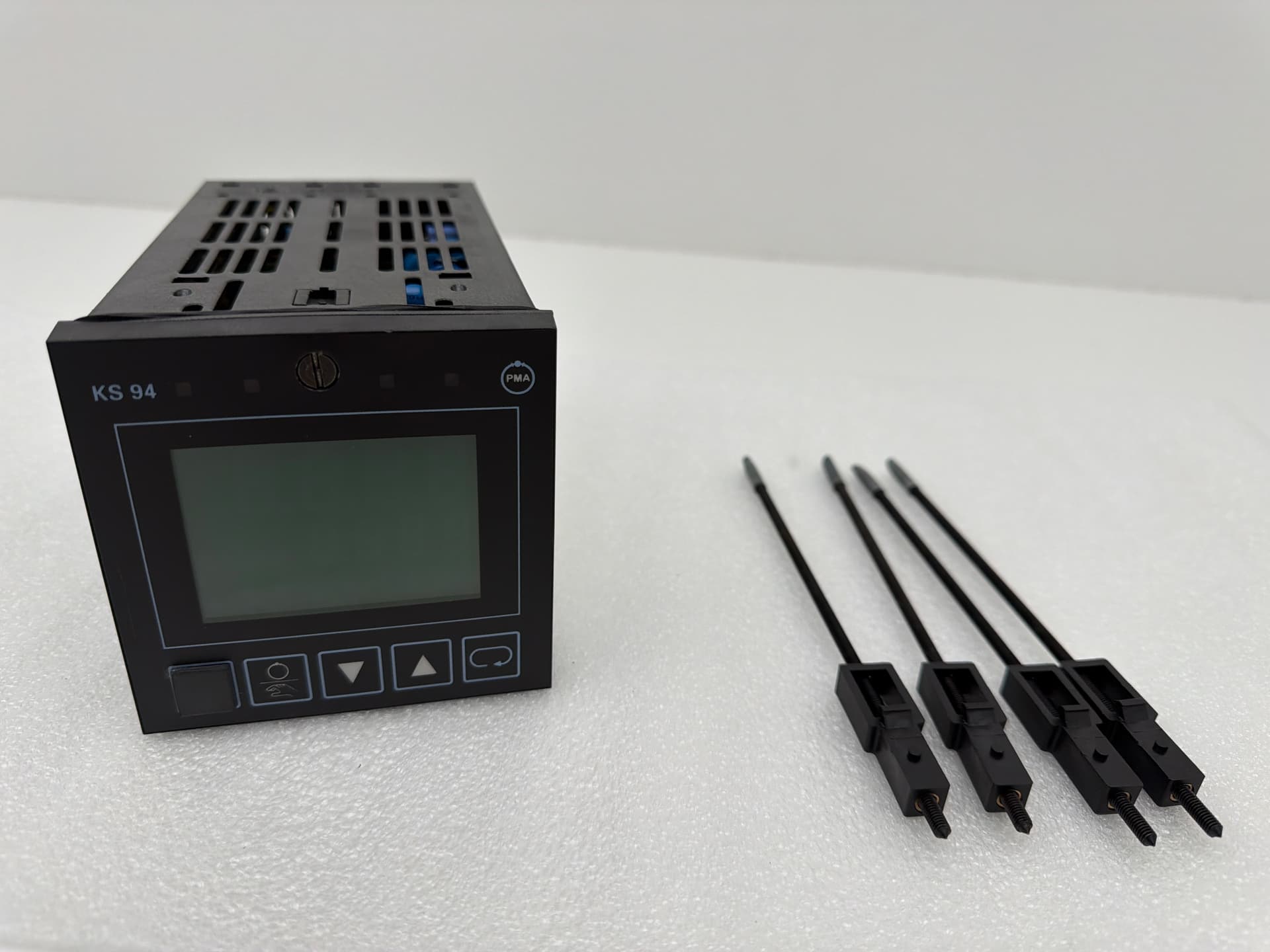 PMA / Philips 9407-928-21101 Temperature Process Controller KS94