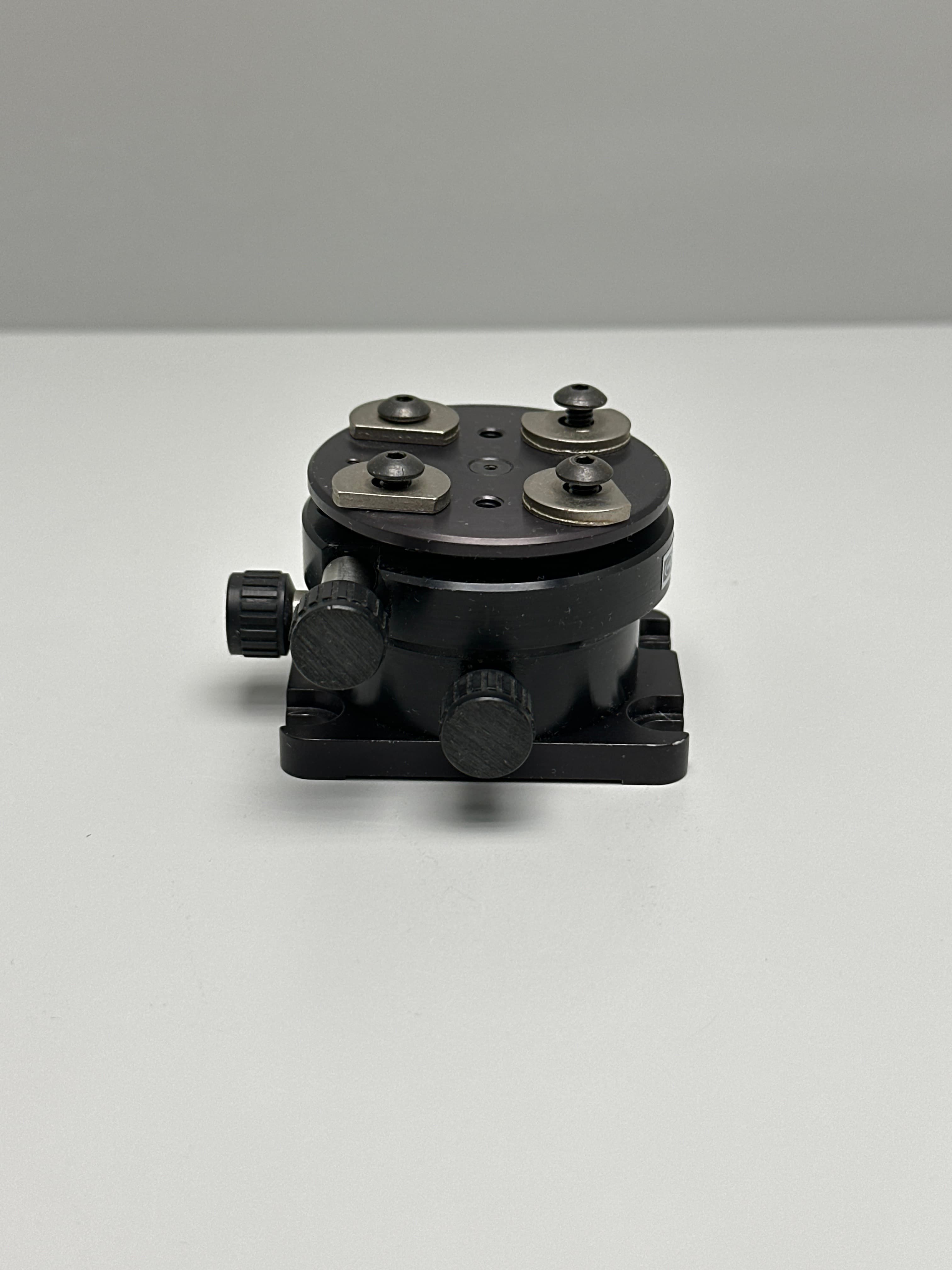 Newport 485 Tilt Platform, 2" Diameter