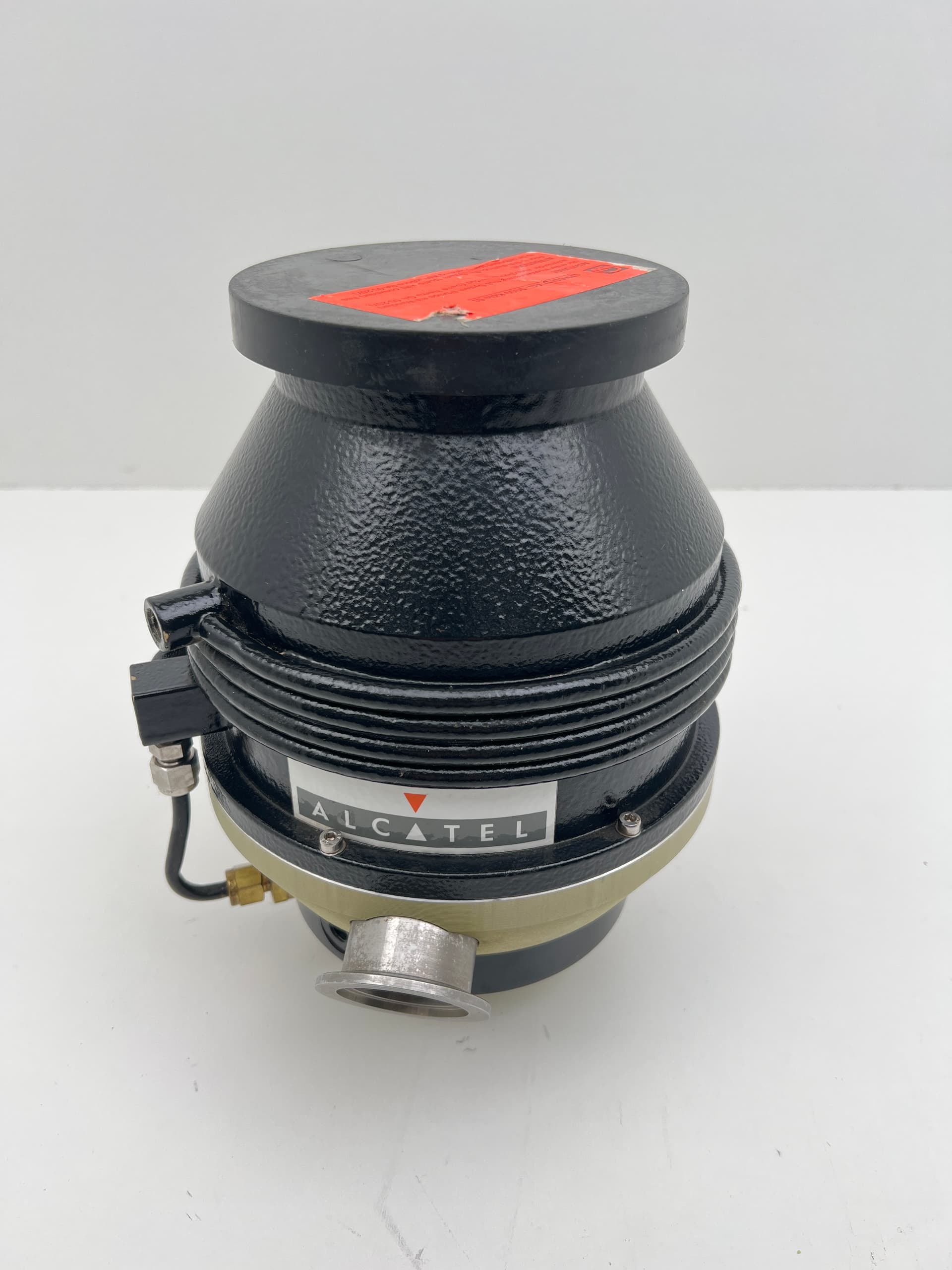 Alcatel TMP 5402 CP Turbomolecular Vacuum Pump - Working - Loud Bearings