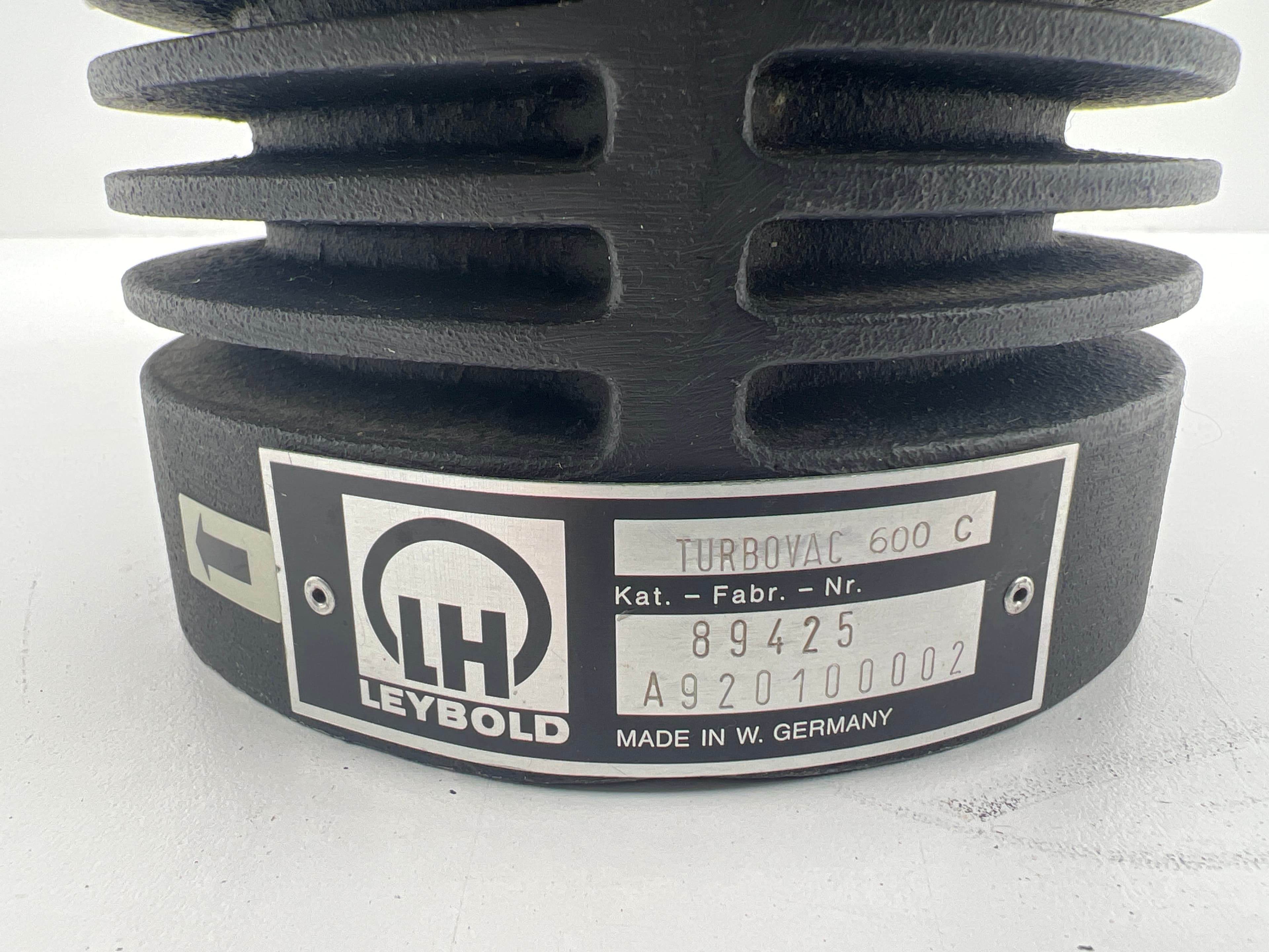 Leybold Turbovac 600C PN: 89425 Turbomolecular Vacuum Pump - Tested -Working