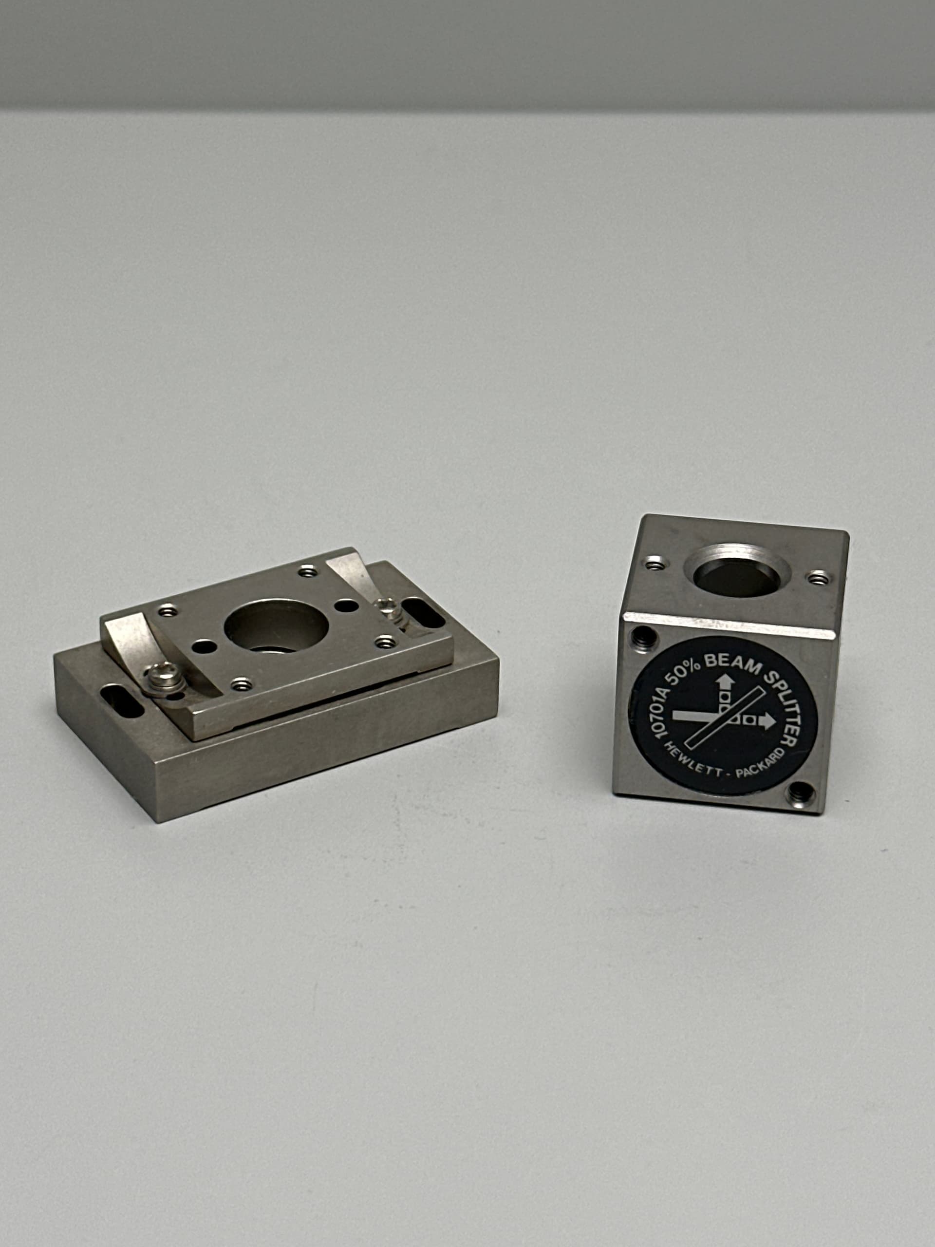 Hewlett-Packard 10701A 50% Beam Splitter w/Base Included
