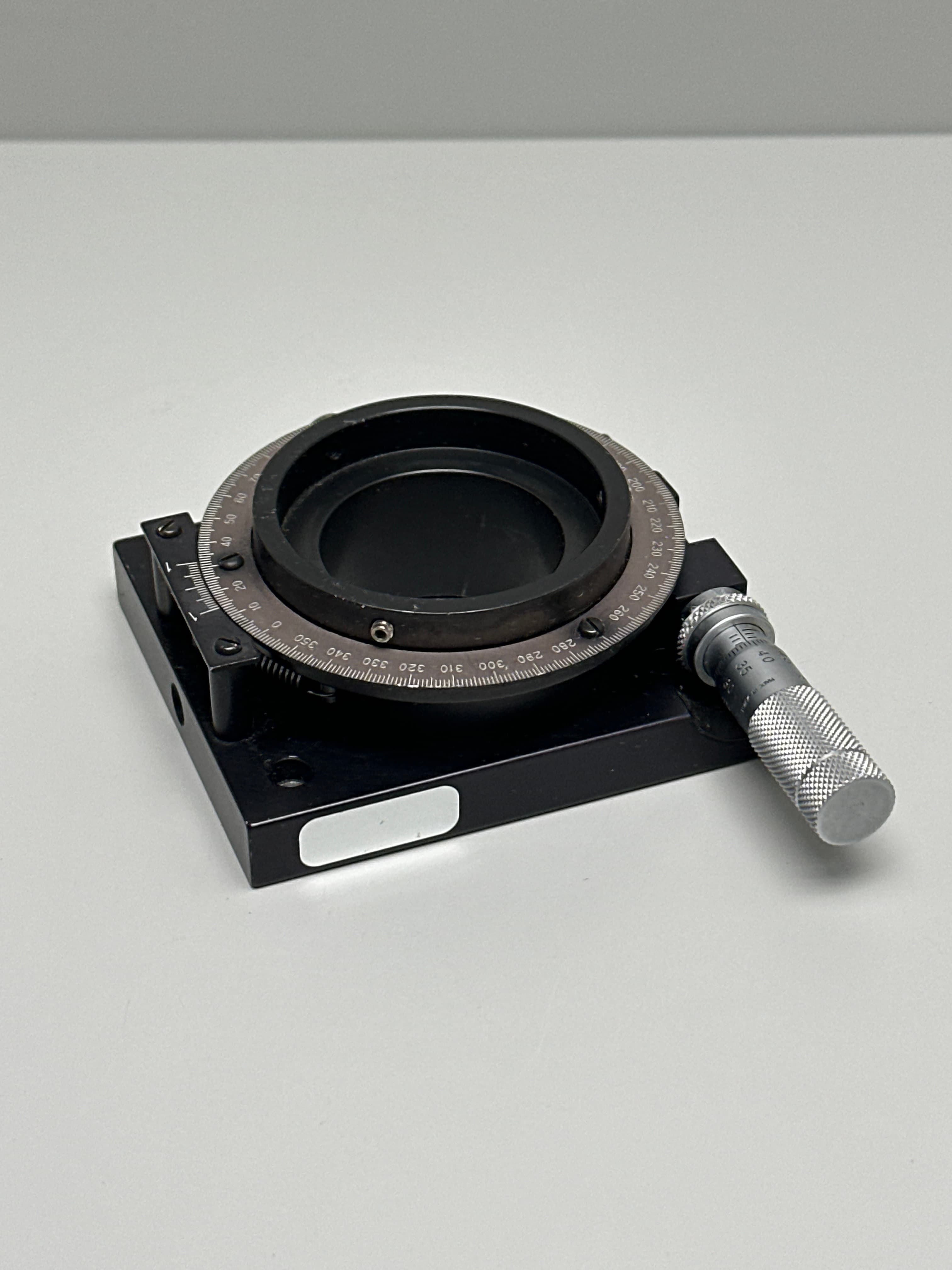 Oriel Precision Rotator with Mitutoyo Micrometer