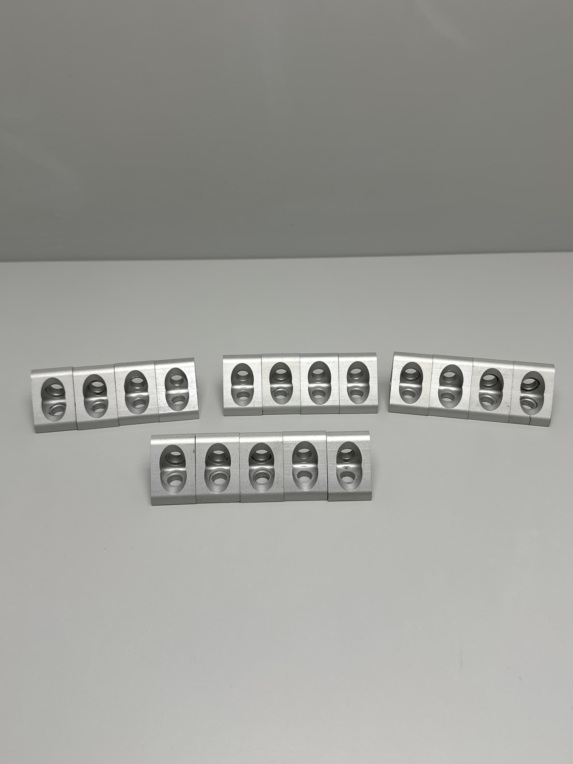 2 Hole Gusseted Inside Corner Bracket For T-slot Aluminum Extrusion