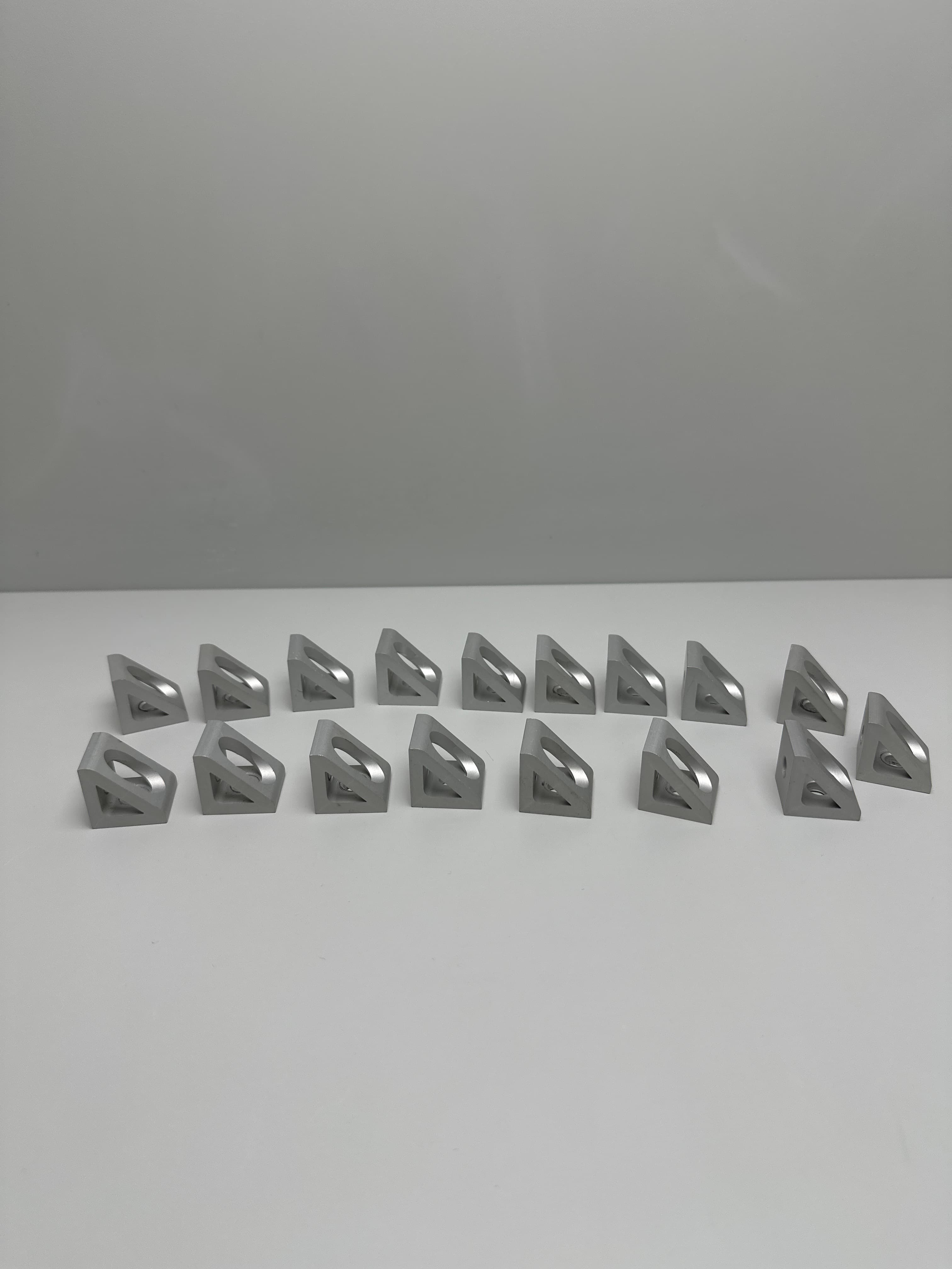 2 Hole Gusseted Inside Corner Bracket For T-slot Aluminum Extrusion