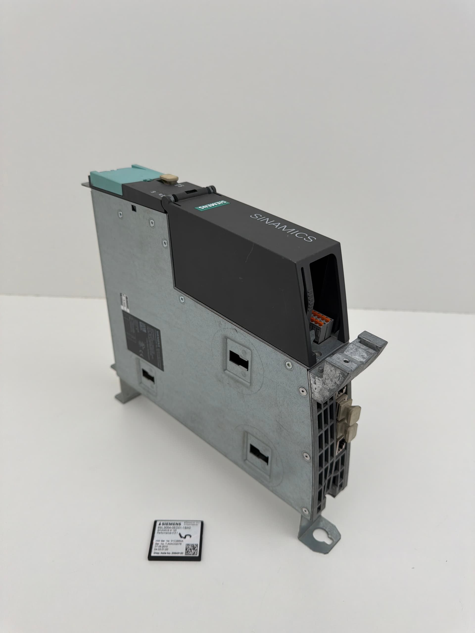 Siemens 6SL3040-1MA00-0AA0 CU320-2 DP Control Unit with 6SL3054-0ED01-1BA0 Card