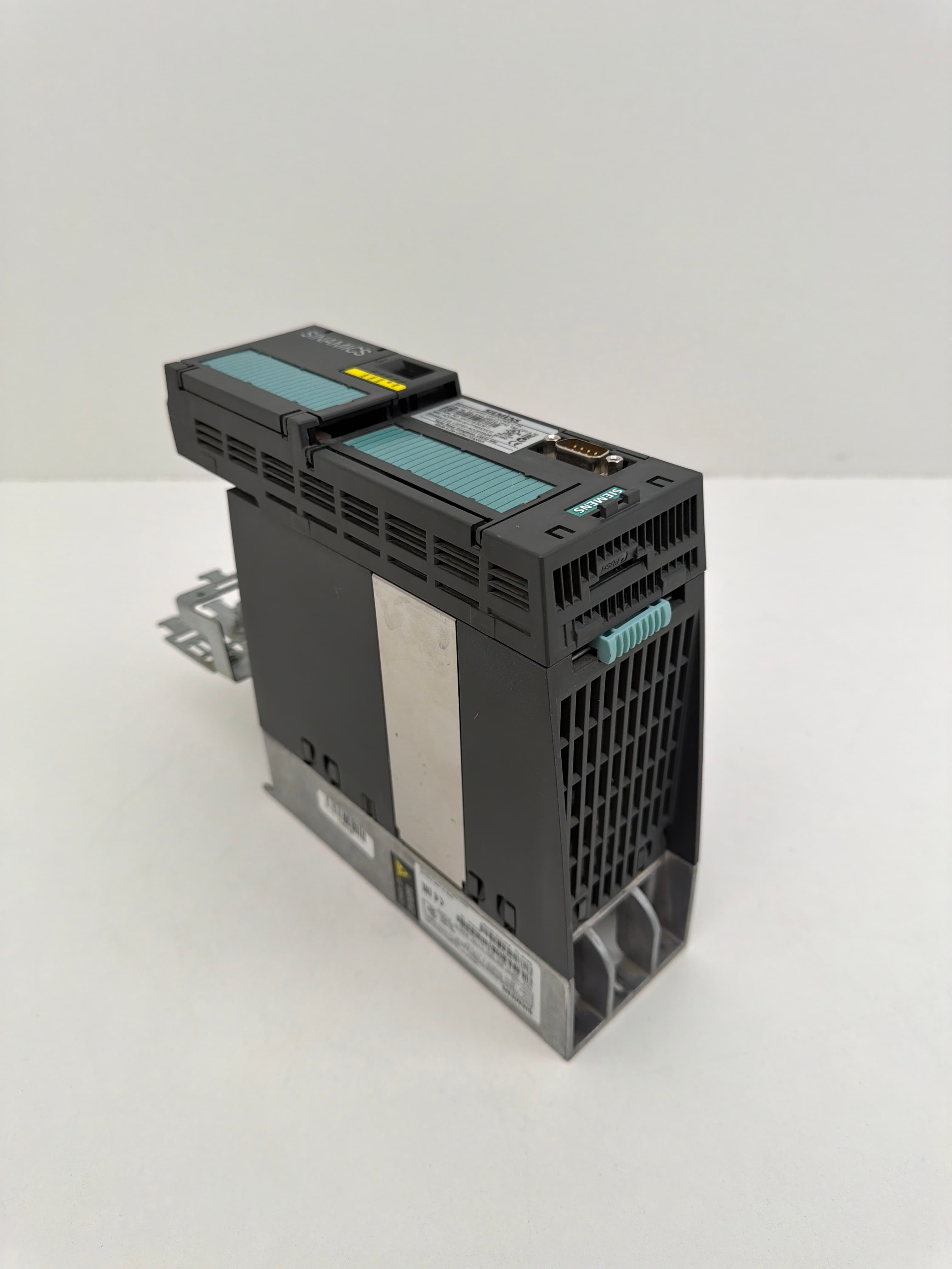 Siemens 6SL3210-1PB13-8UL0 G120 Drive PM240-2 w/ 6SL3244-0BB12-1FA0 CU240E-2 PN