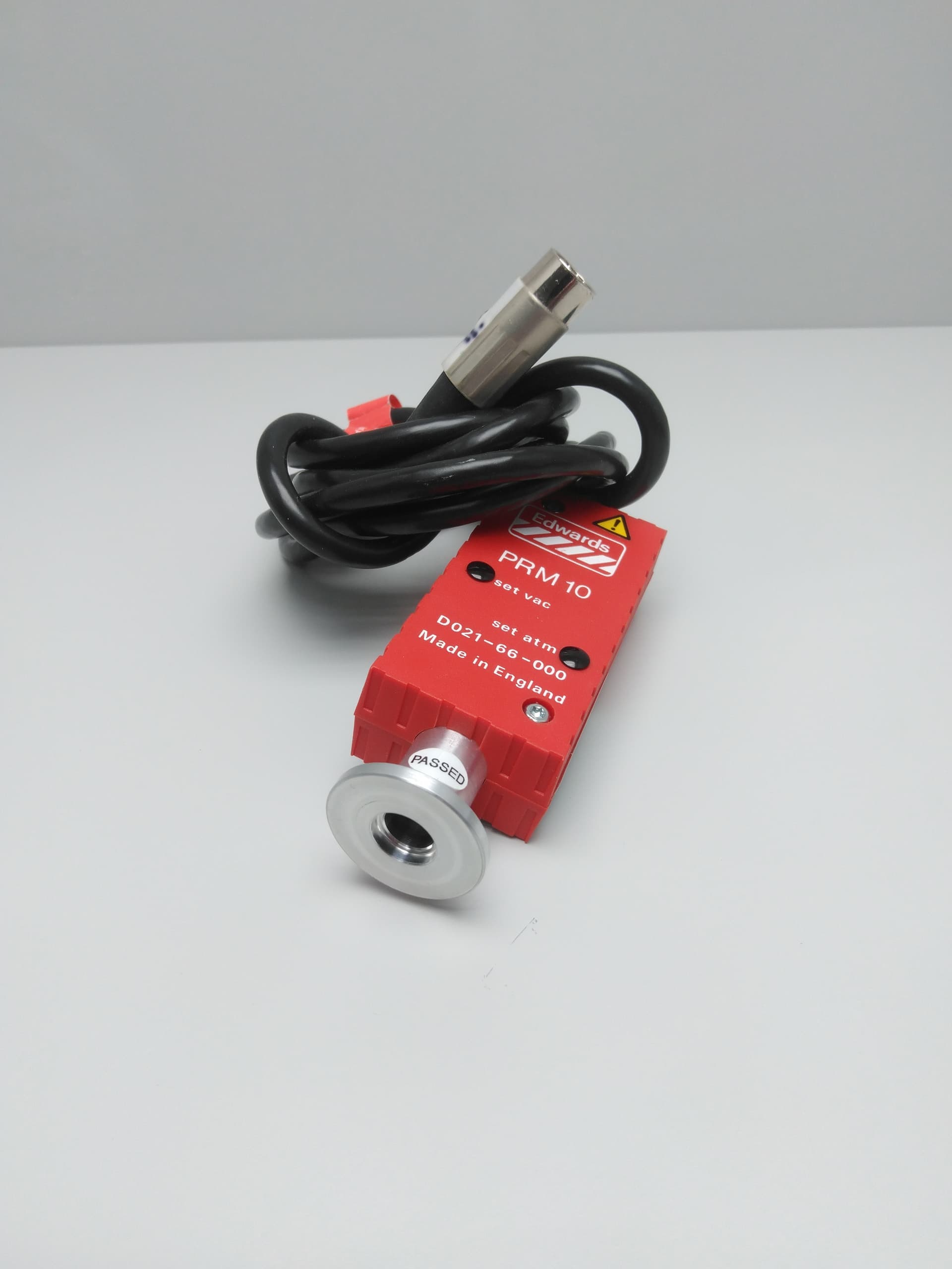 Edwards Vacuum PRM 10 - D02166000 Pirani Vacuum Gauge Head