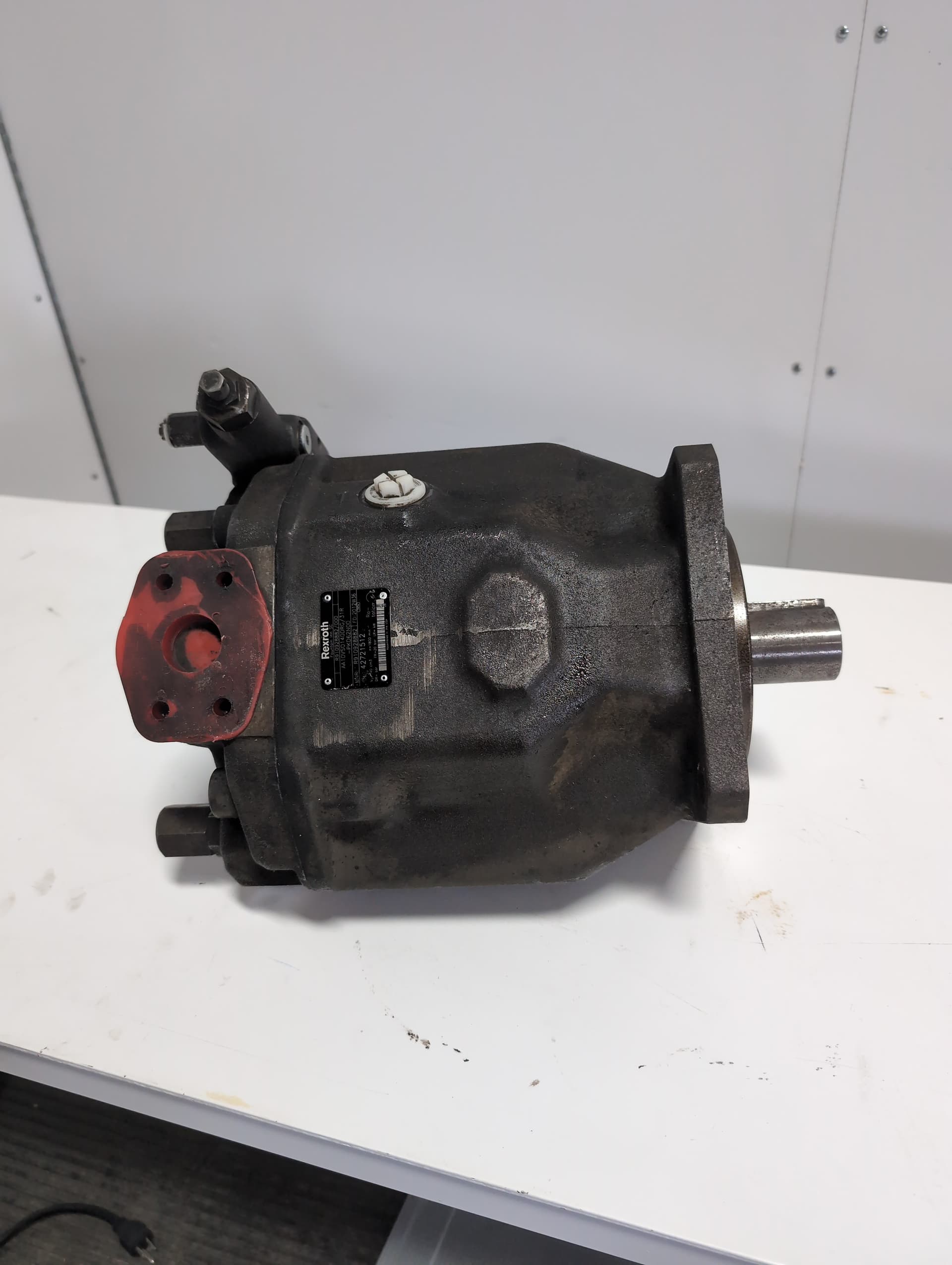 Rexroth R910958882/000 Hydraulic Pump, Axial Piston Variable