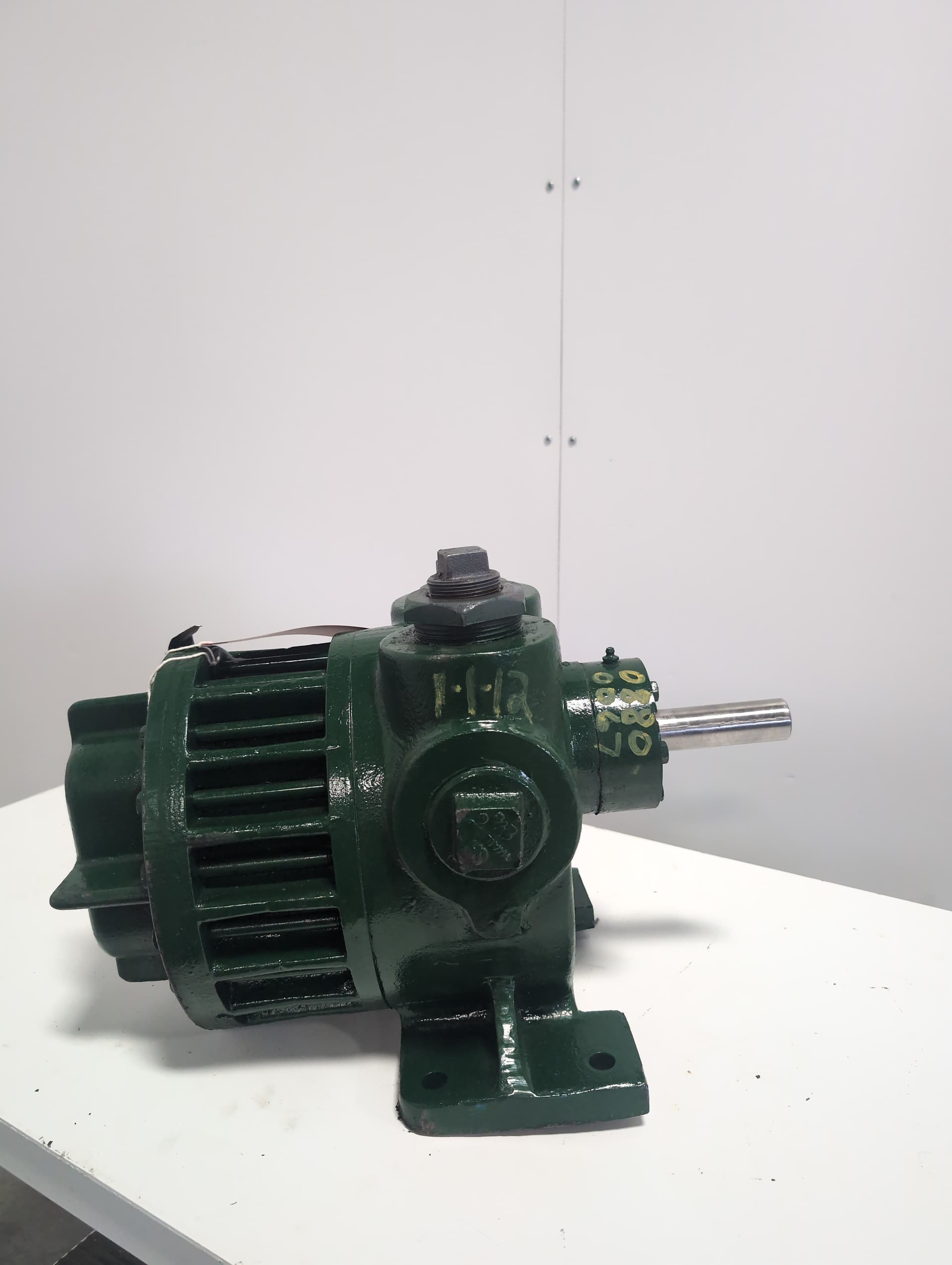 Roper Type 27 1F100 Gear Pump, 127GPM, 100PSI, Rebuilt