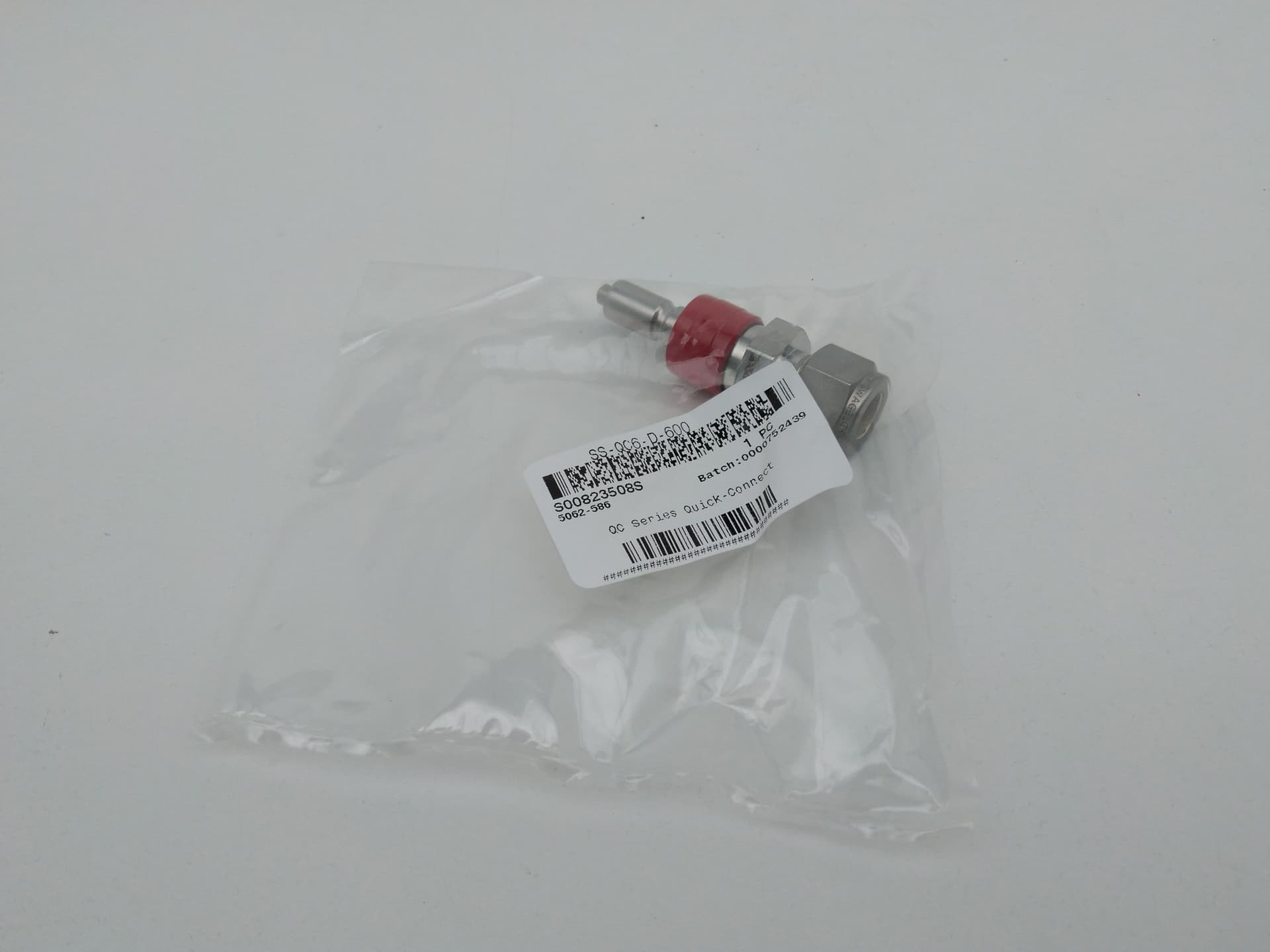 Swagelok SS-QC6-D-600 3/8in Stainless Steel Quick Connect Stem with Valve