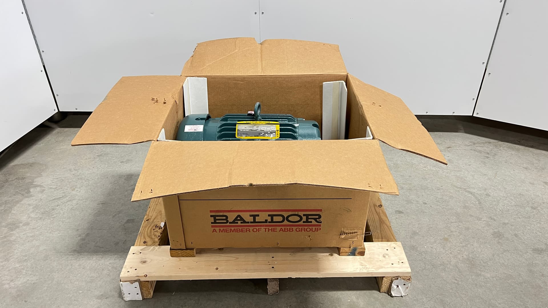 ABB/Baldor ECP2333T-4 15HP Severe Duty Motor