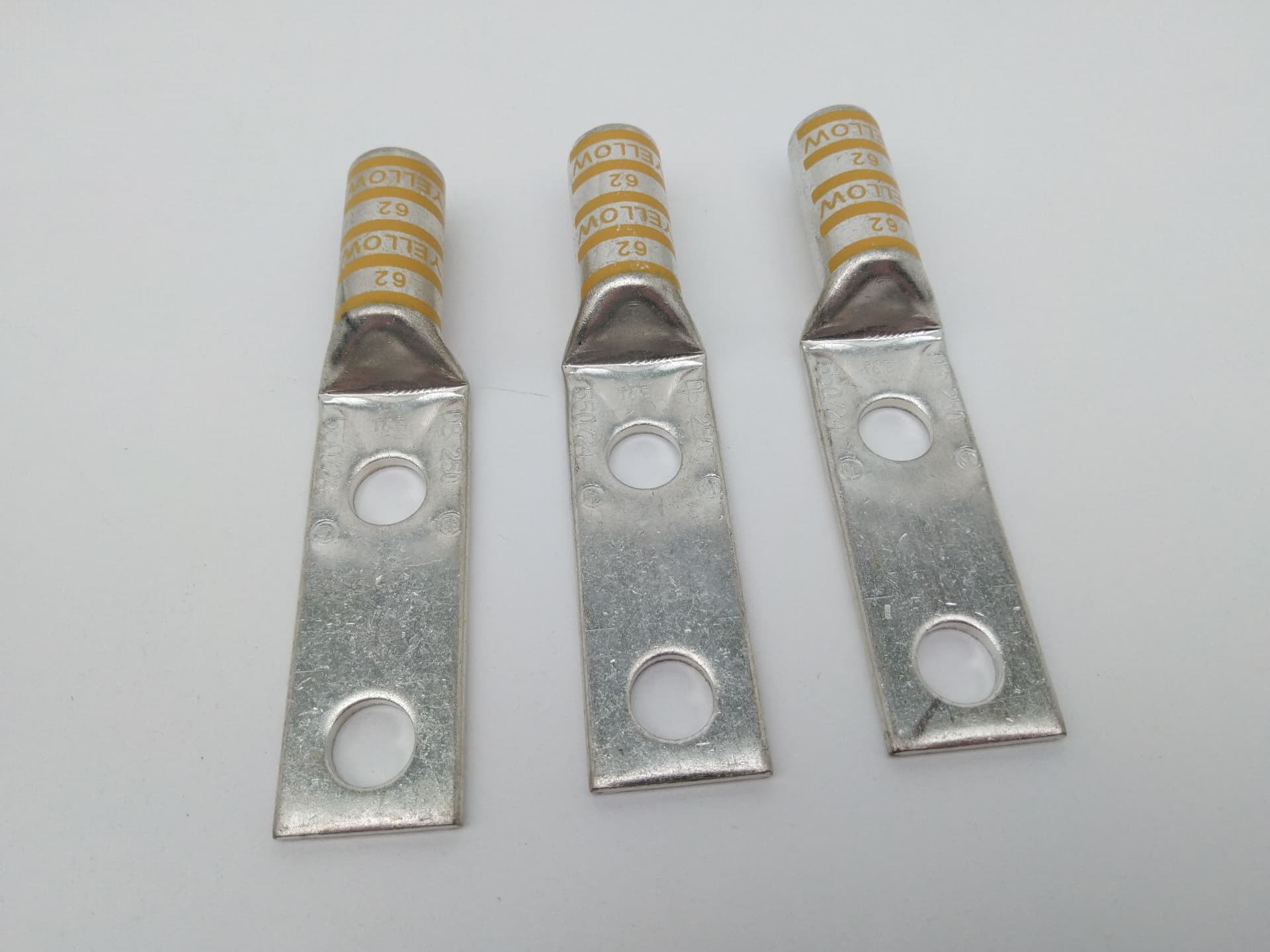 Thomas Betts 54868BE Two-Hole Lug, 250 KCMIL, 1/2" holes, 1 3/4" C-C