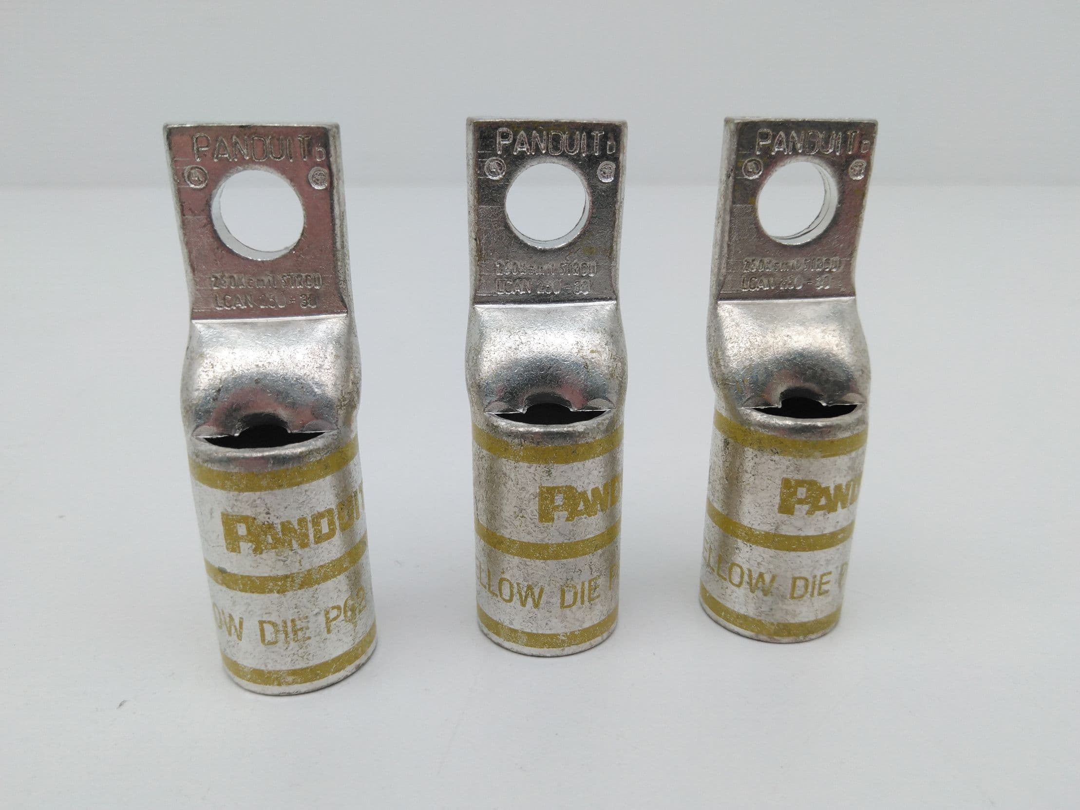 Panduit LCAN 250-38 Compression Lug, 250 MCM. 3/8" hole