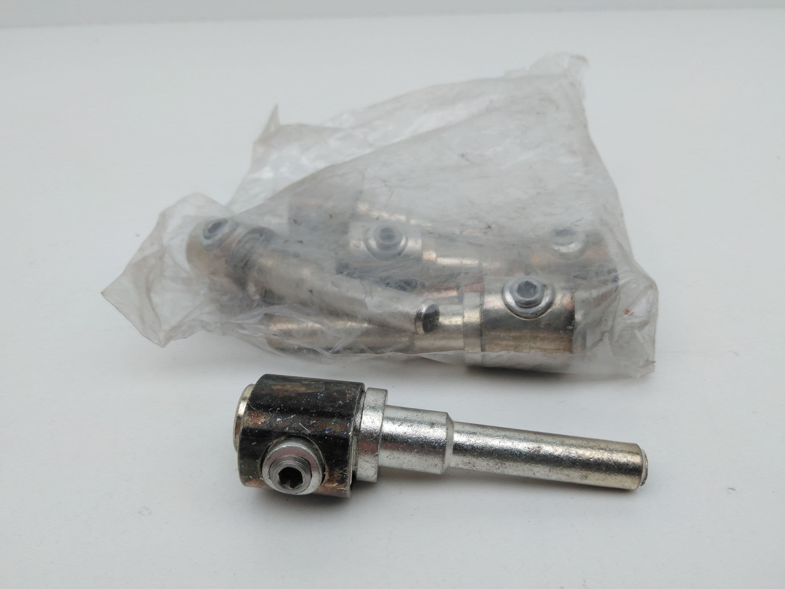 Meltric Corp 31-90000-011 100A Plug Contact