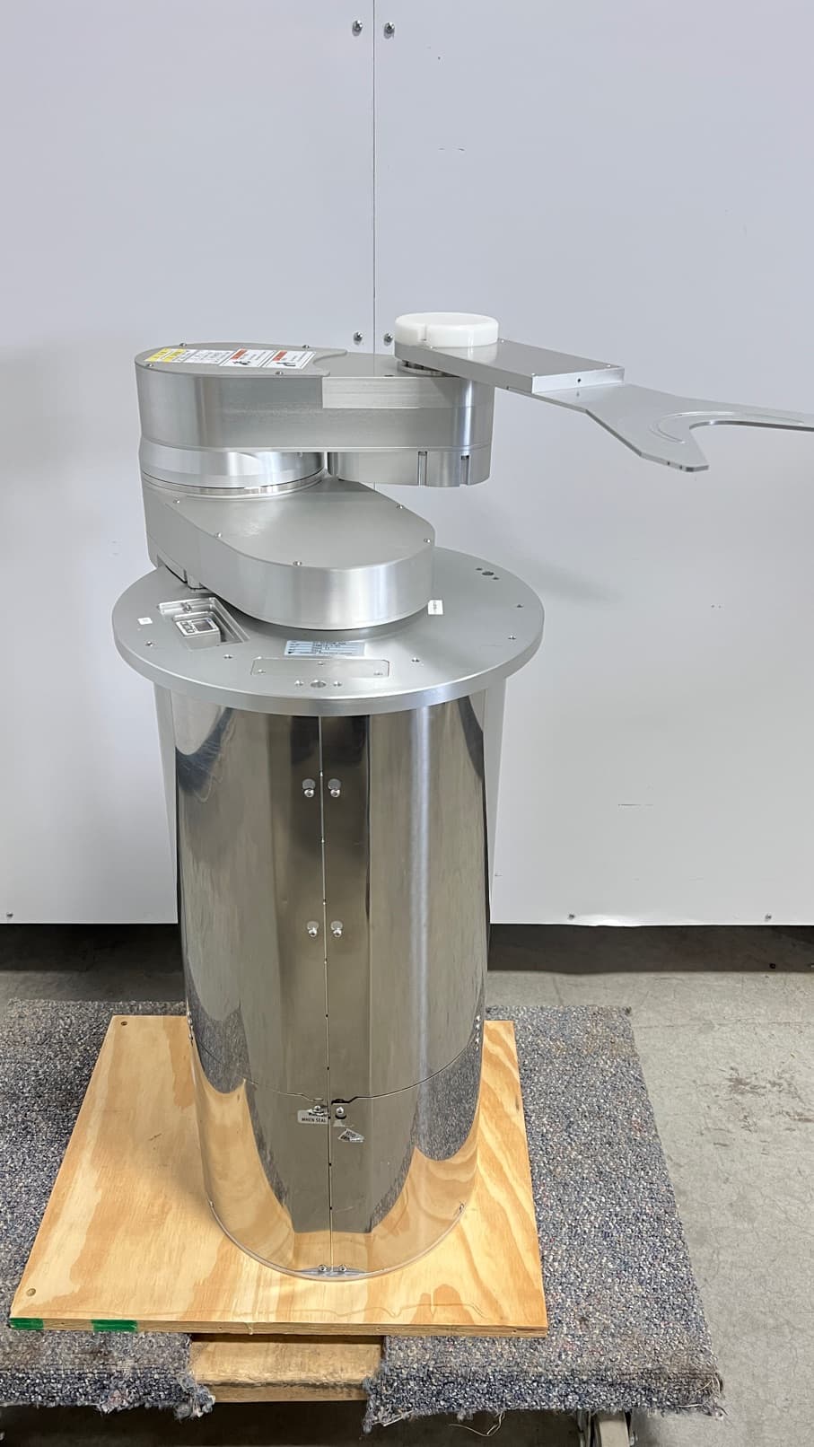 Yaskawa XU-RC400M-A00 Wafer Transfer Robot