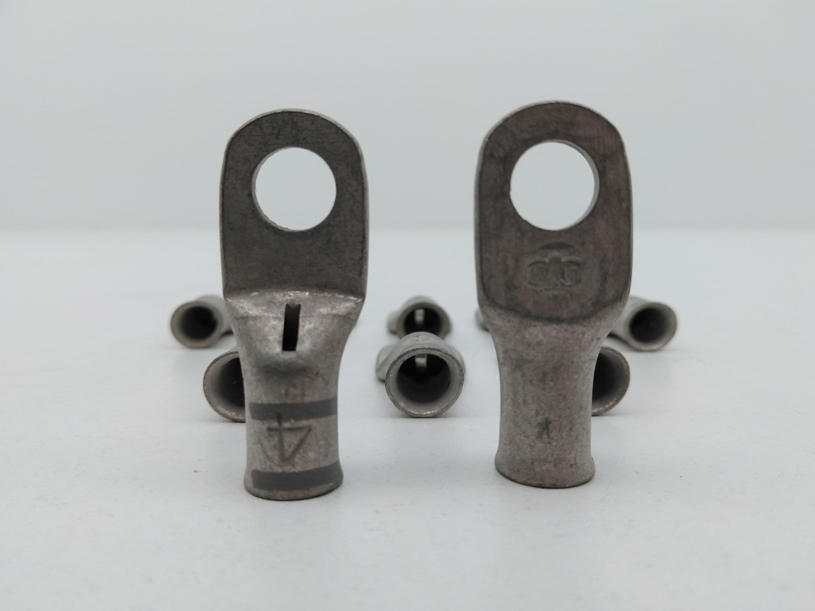 Ilsco CCL-4-516 Compression Terminal, 4AWG, 5/16" Stud