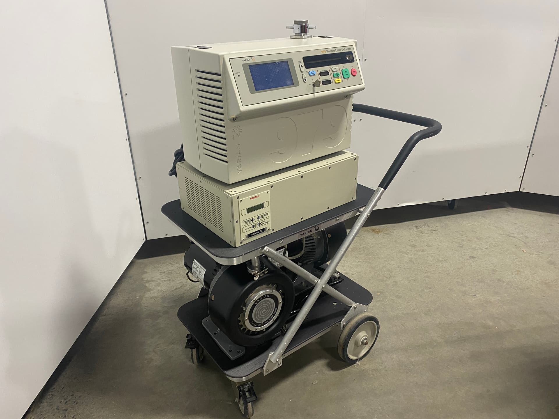 Varian 979 Mass Spec Leak Detector