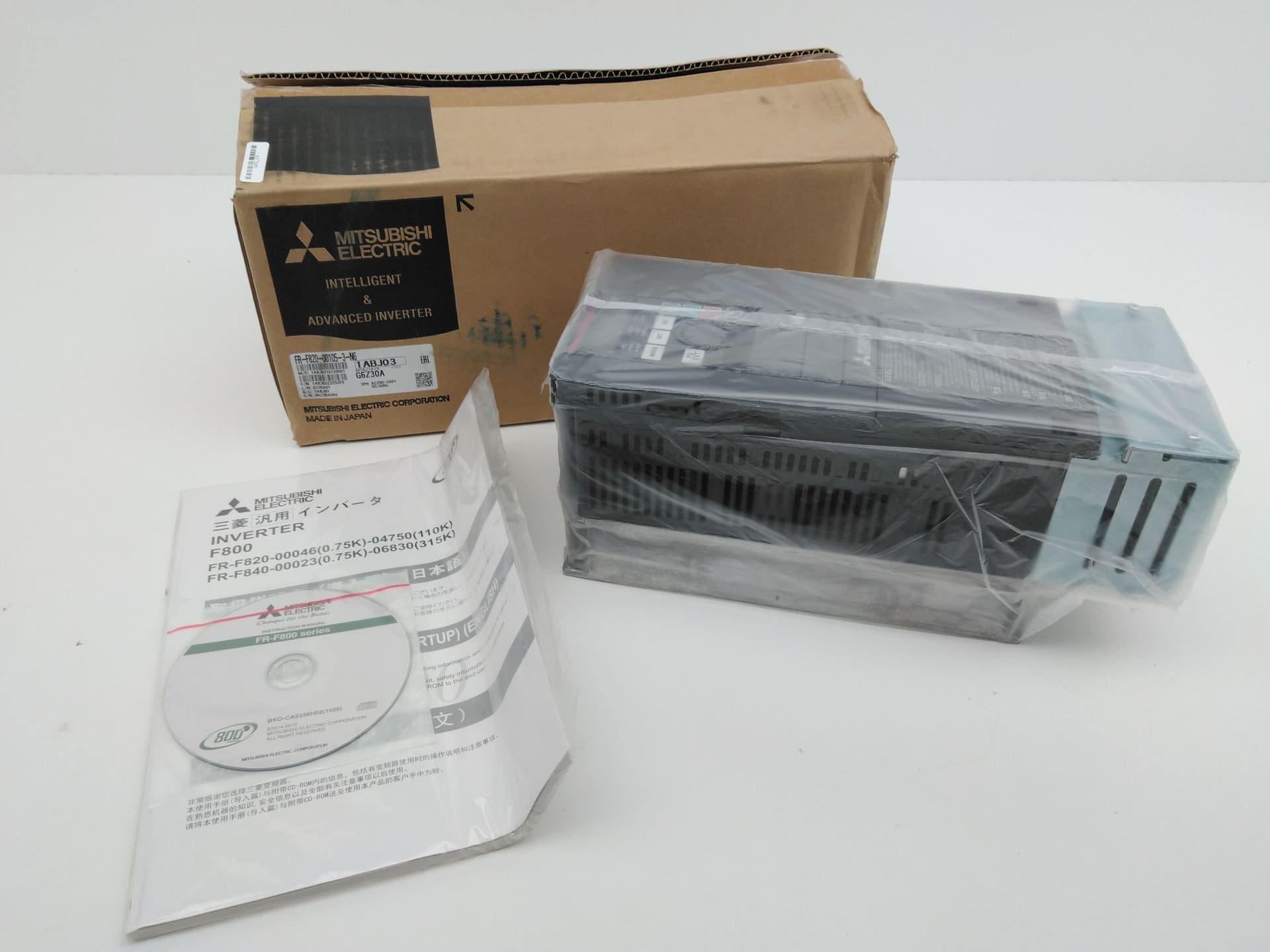 Mitsubishi FR-F820-00105-3-N6 Variable Speed/Frequency Drive/Inverter