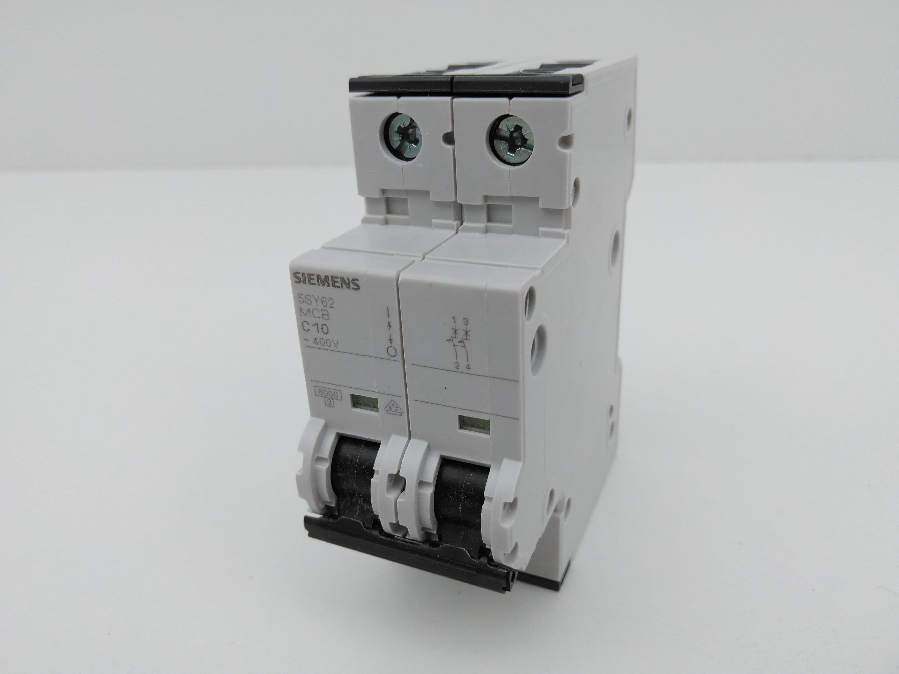 Siemens 5SY6 210-7 Circuit Breaker, 10Amp, 400V, 2 Pole