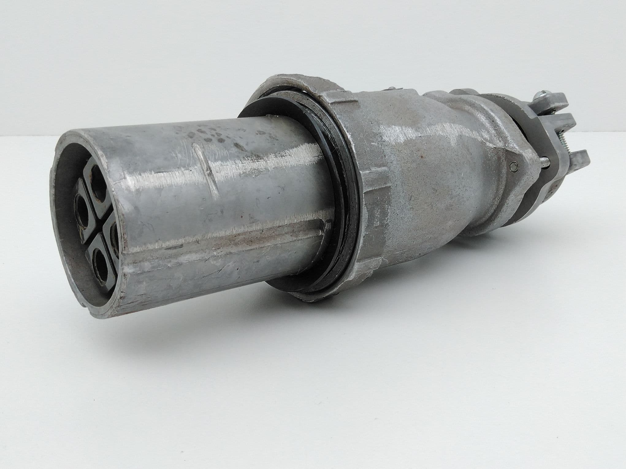 Russell & Stoll F29628 Plug, 100A, 600VAC