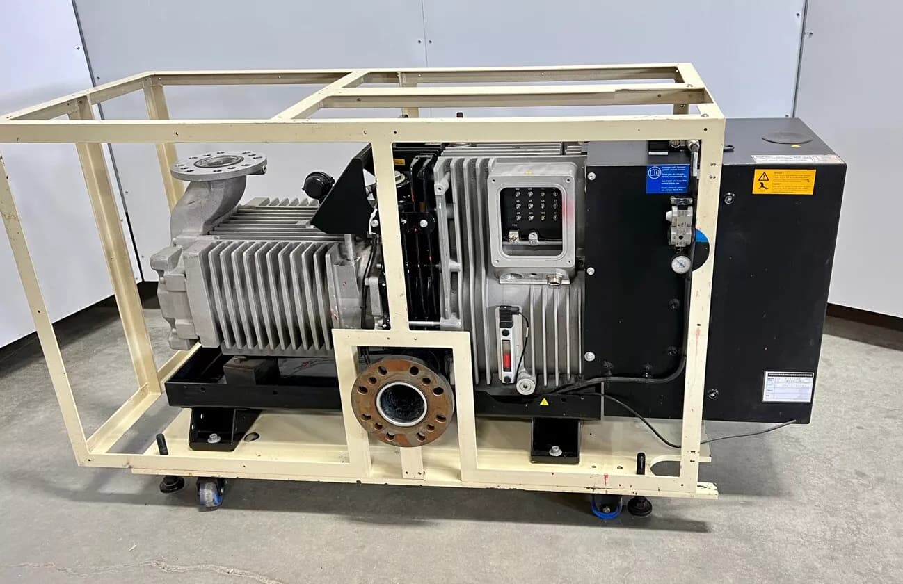Oerlikon Leybold SP 630 117018 Screwline Dry Vacuum Pump