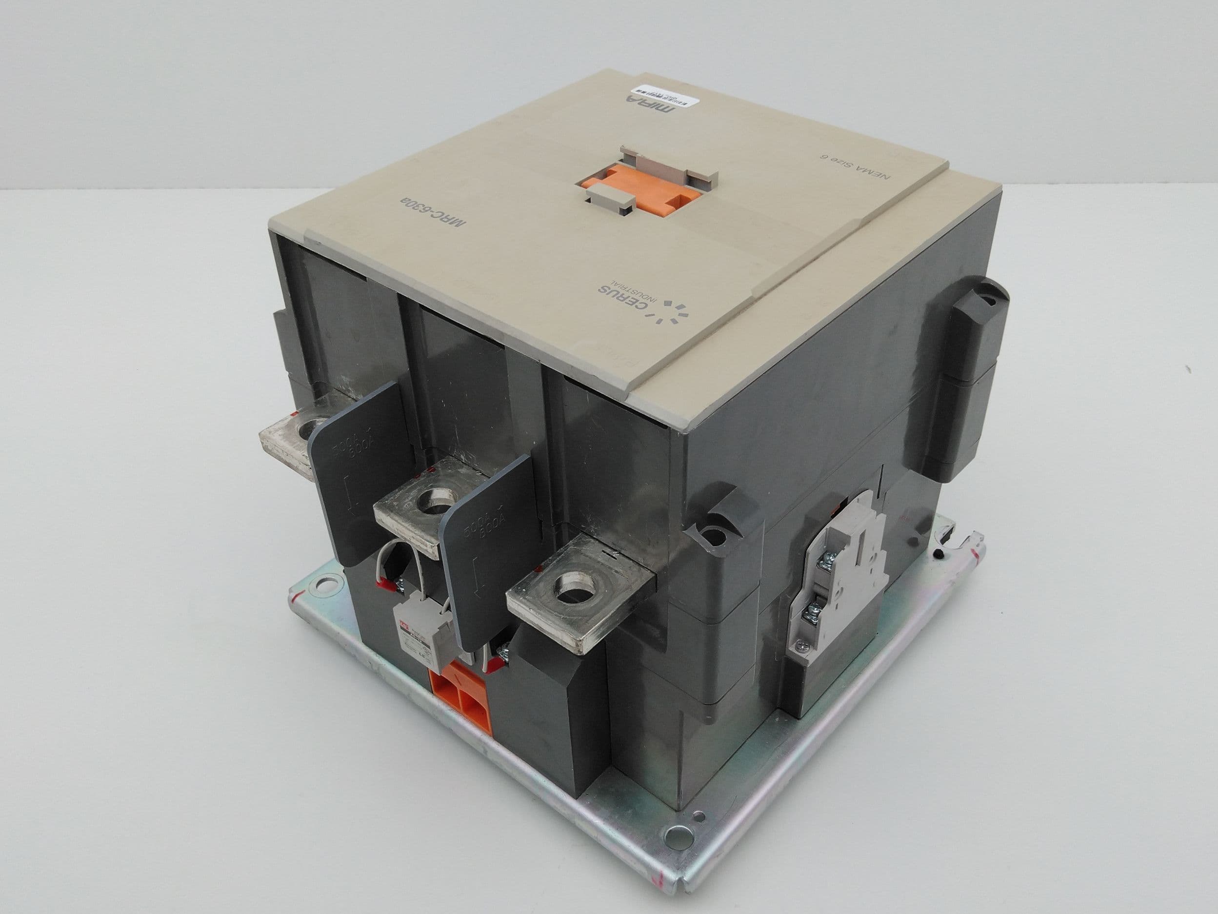 Cerus Industrial MRC-630a 3 Pole 630A NEMA 6 Contactor