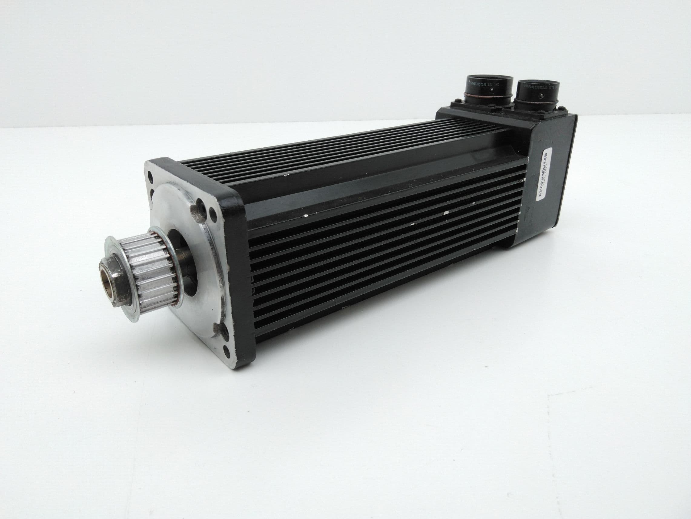 Allen-Bradley 1326AS-B360Z-21 Ser A Servo Motor 3.5A 460V 5000RPM 1.0 KW