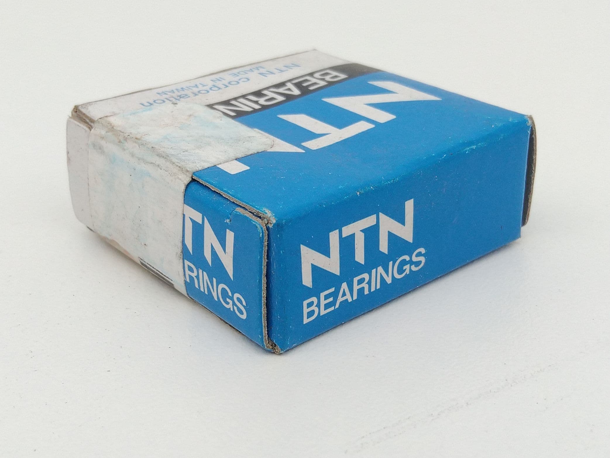 NTN Bearings 6000LLBC3/EM/L627 Single Row Radial Ball Bearing