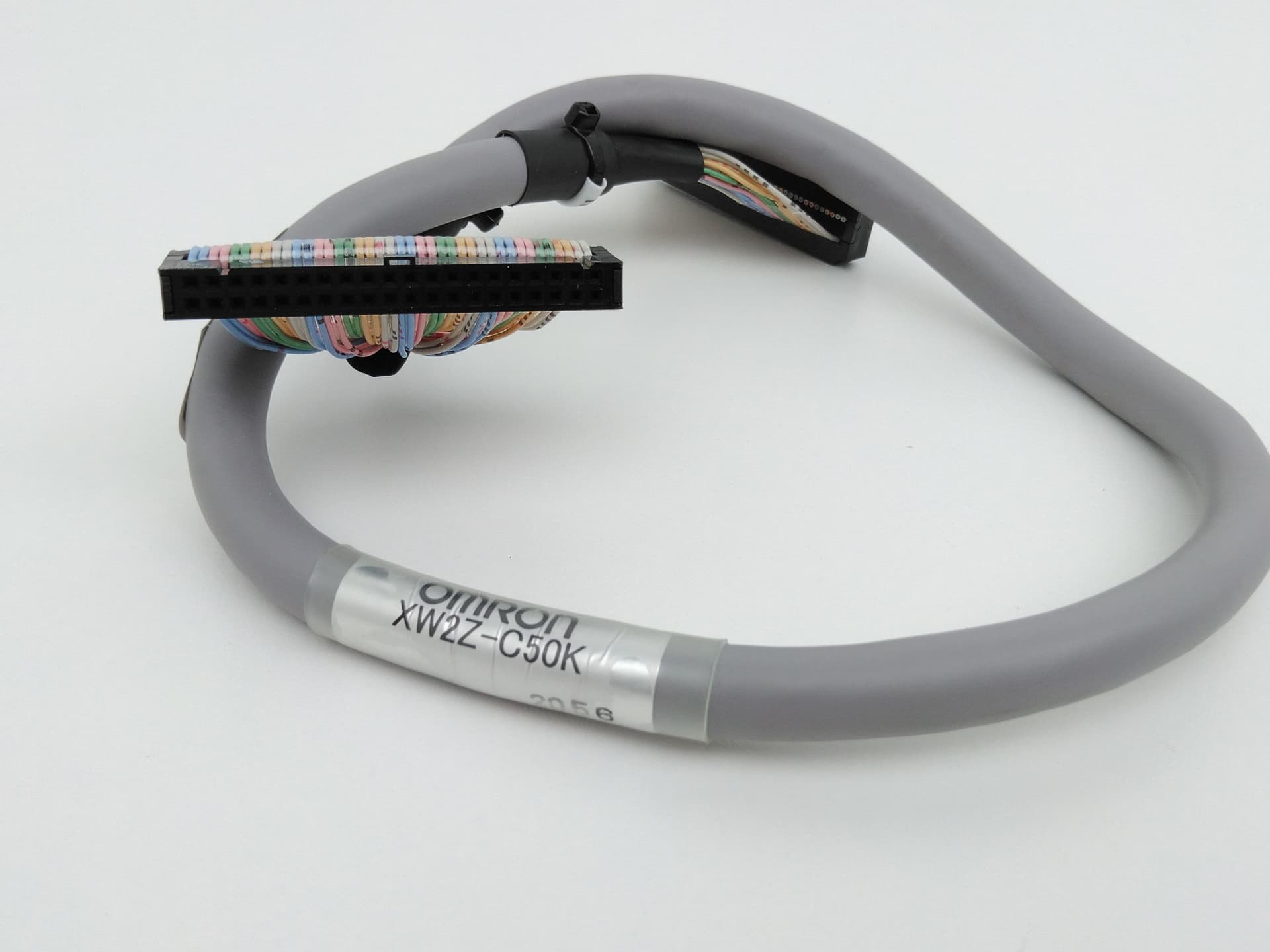 Omron XW2ZC50K I/O Unit Cable 40 Position, 2 Row, 0.5m