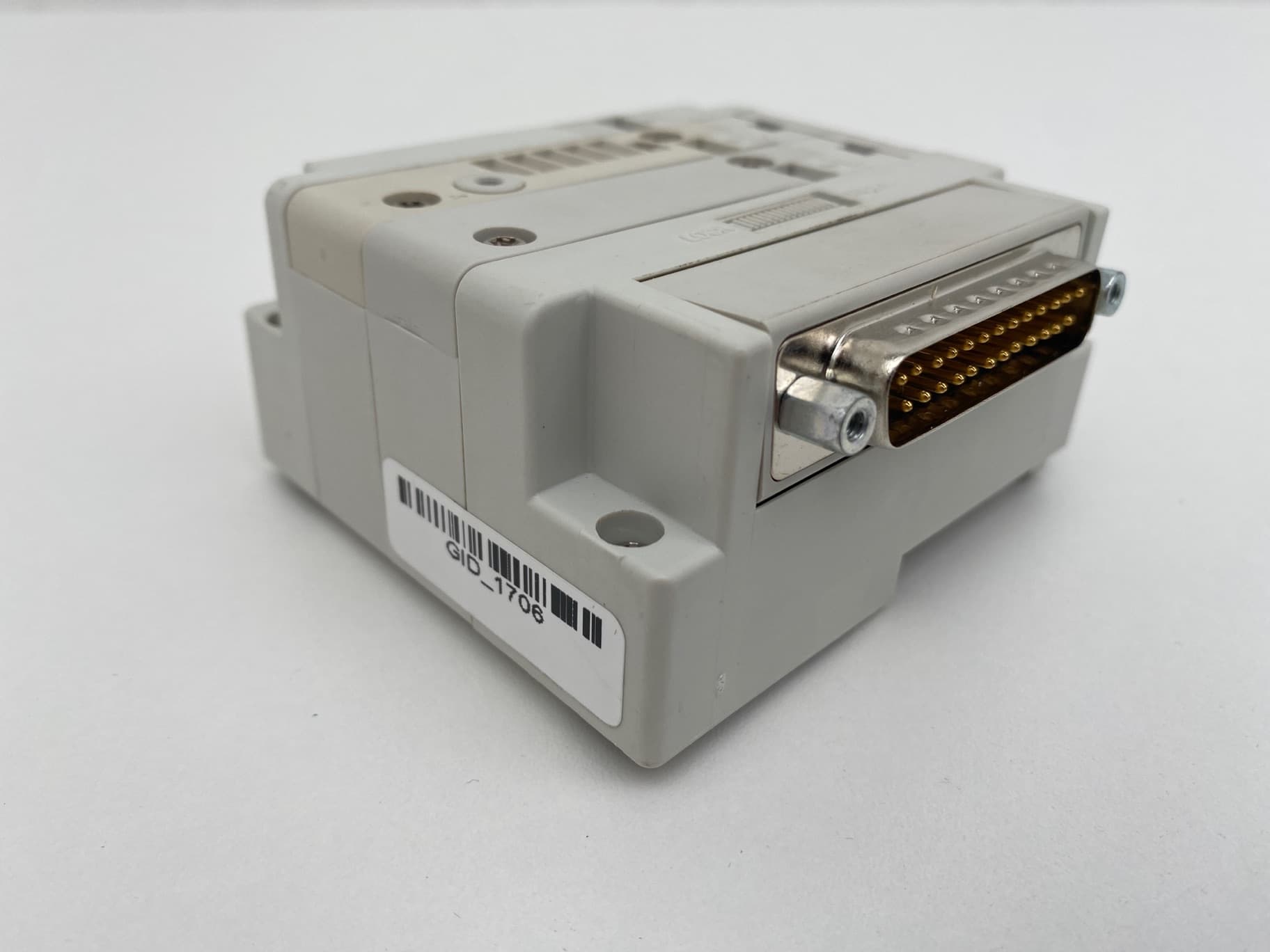 SMC SS5J3-60FD1-08M12 Plug-in / Connector Type Manifold Assembly