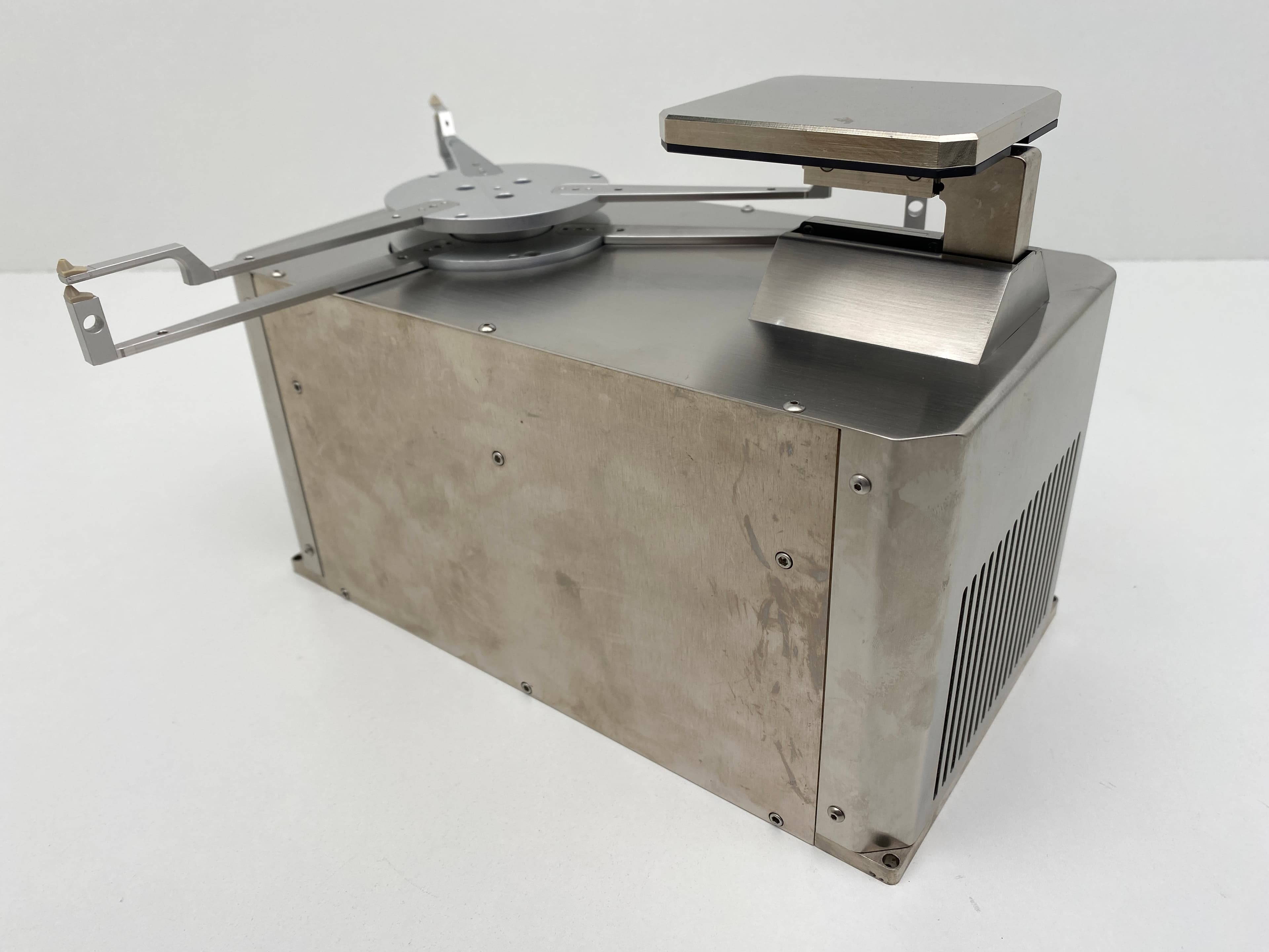 Integrated Dynamics Enginnering SPA 300 Series, PN 755000-01 Wafer Pre-Aligner