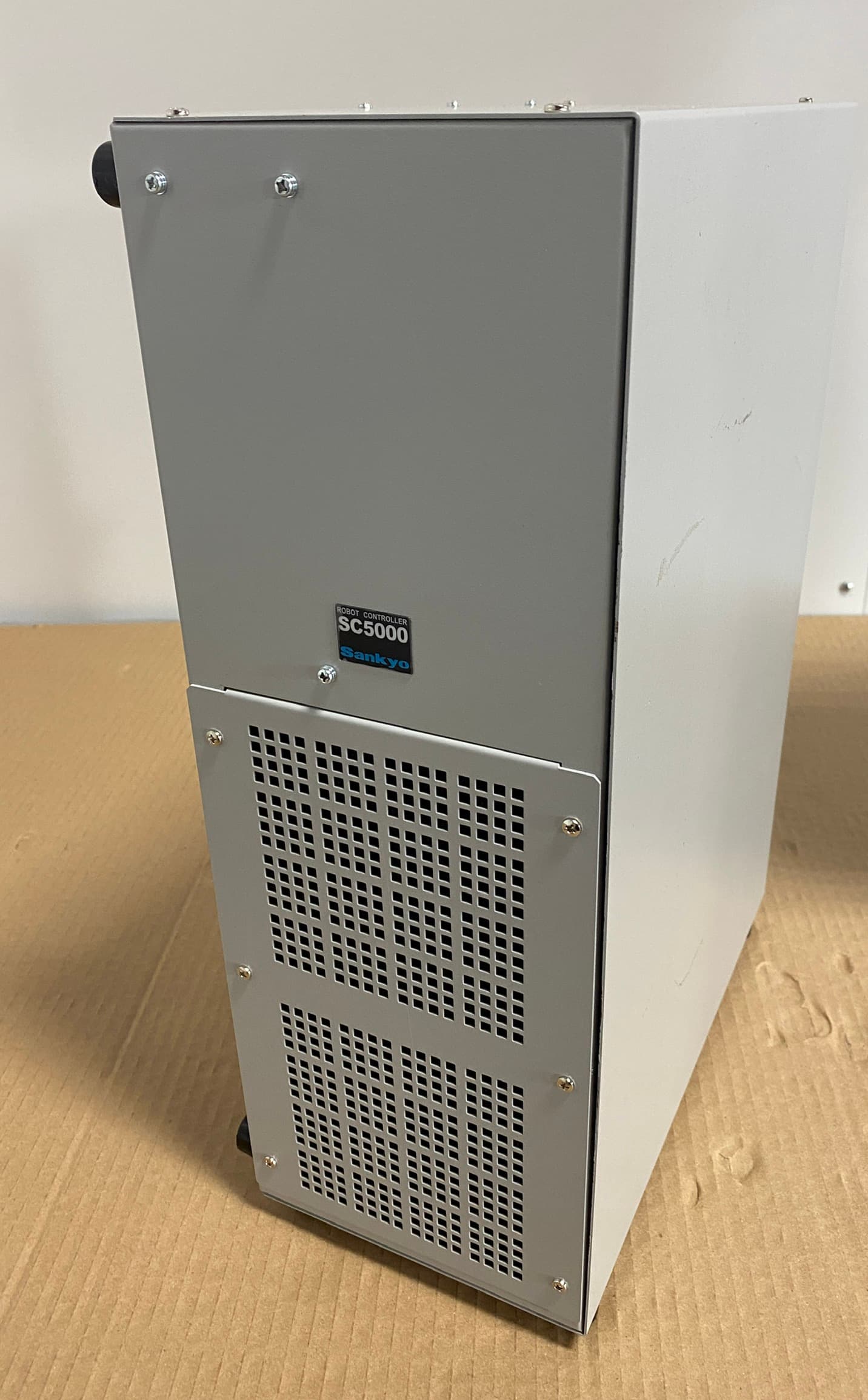 Nidec Sankyo SR8241-4003, SC5000 Wafer Robot Controller