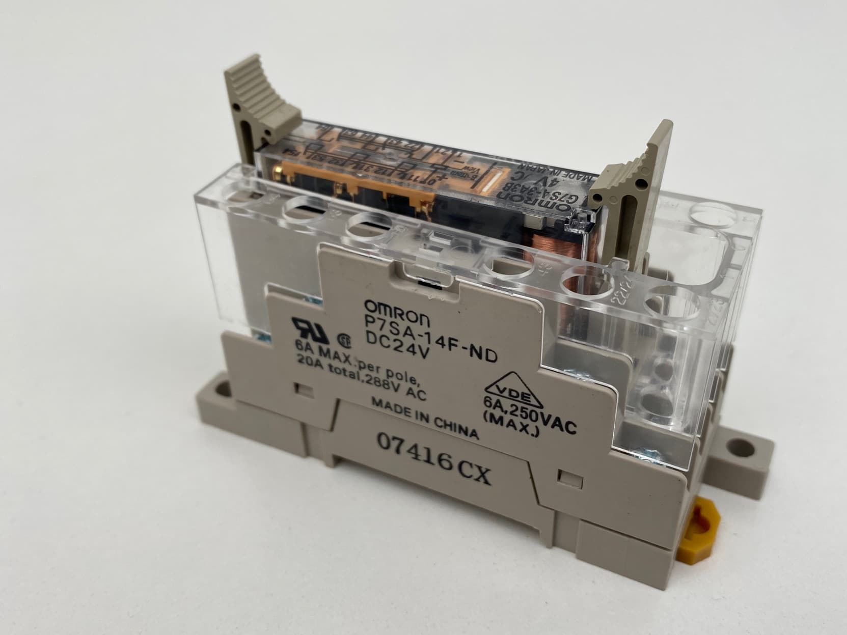 Omron P7SA-14F-ND, G7SA3A3B 24DC Safety Relay w Socket
