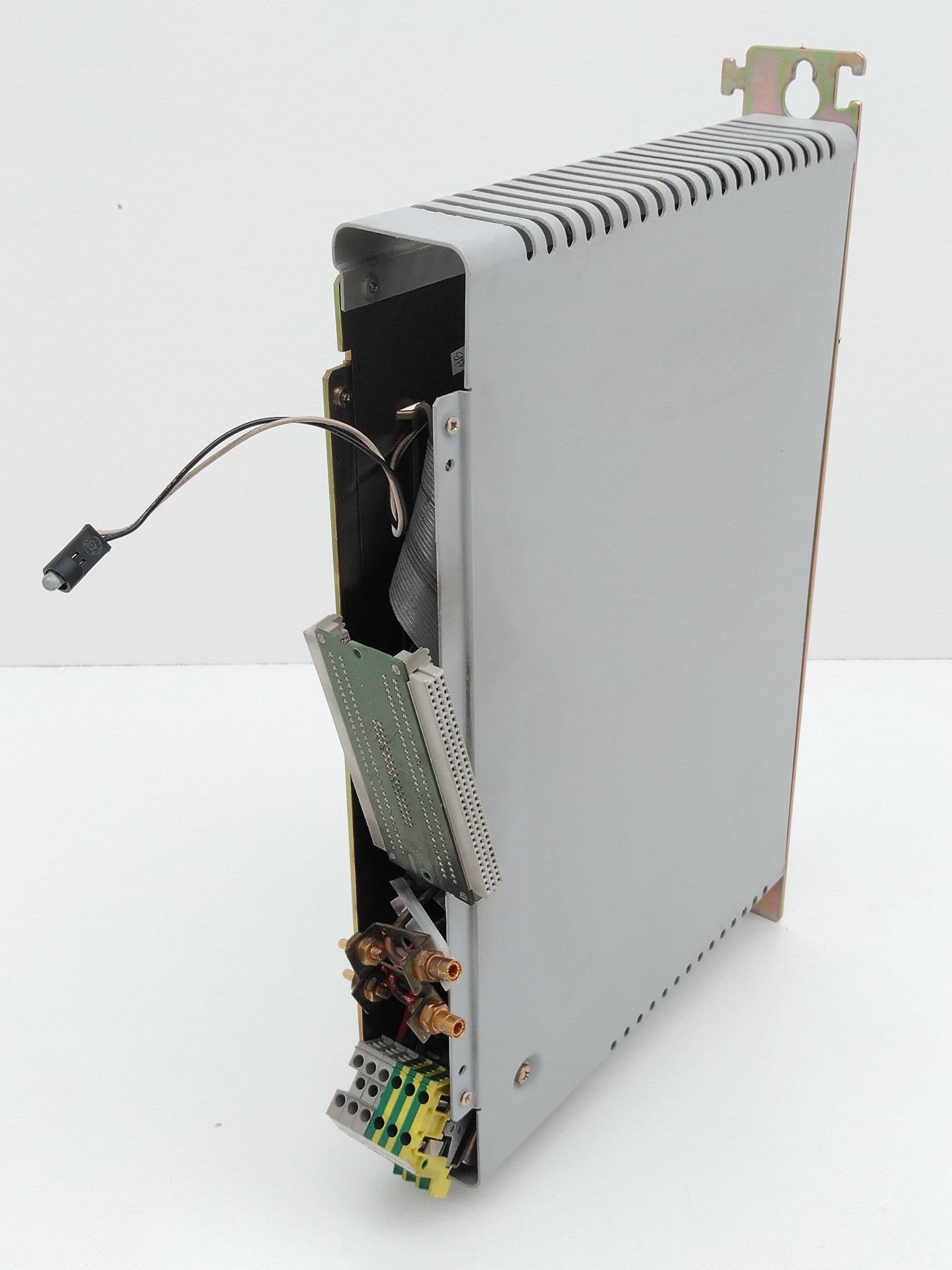 Allen-Bradley 1394-AM07 AC Servo Controller Axis Module 5KW Ser B