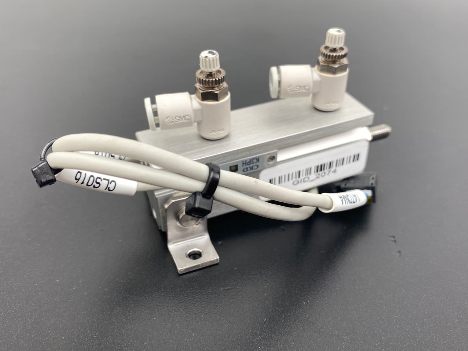 CKD Corporation SMG-L-16-25-FL472709 Pneumatic Cylinder
