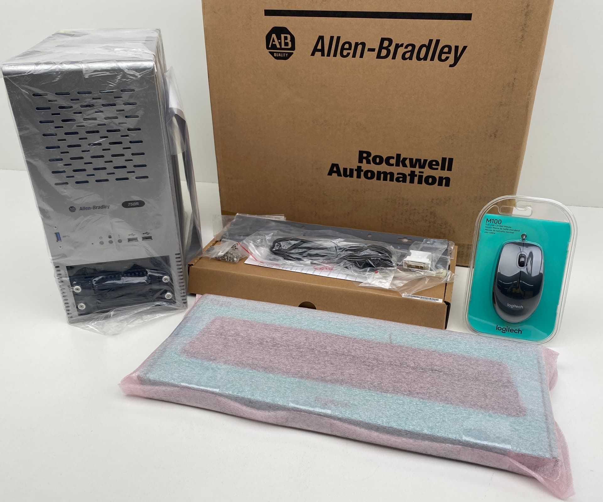 Allen-Bradley 6177R-MMSS8 Machine Mount Non-Display Industrial Computer Ser C