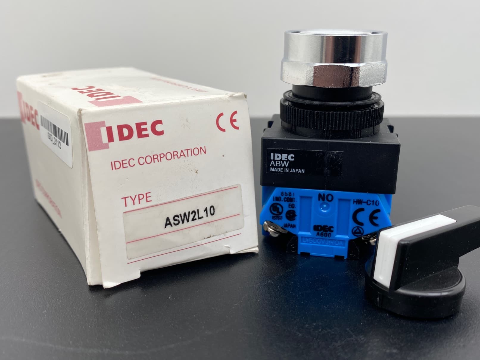 IDEC Corporation ASW2L10 2 Positions Selector Switch, 22mm