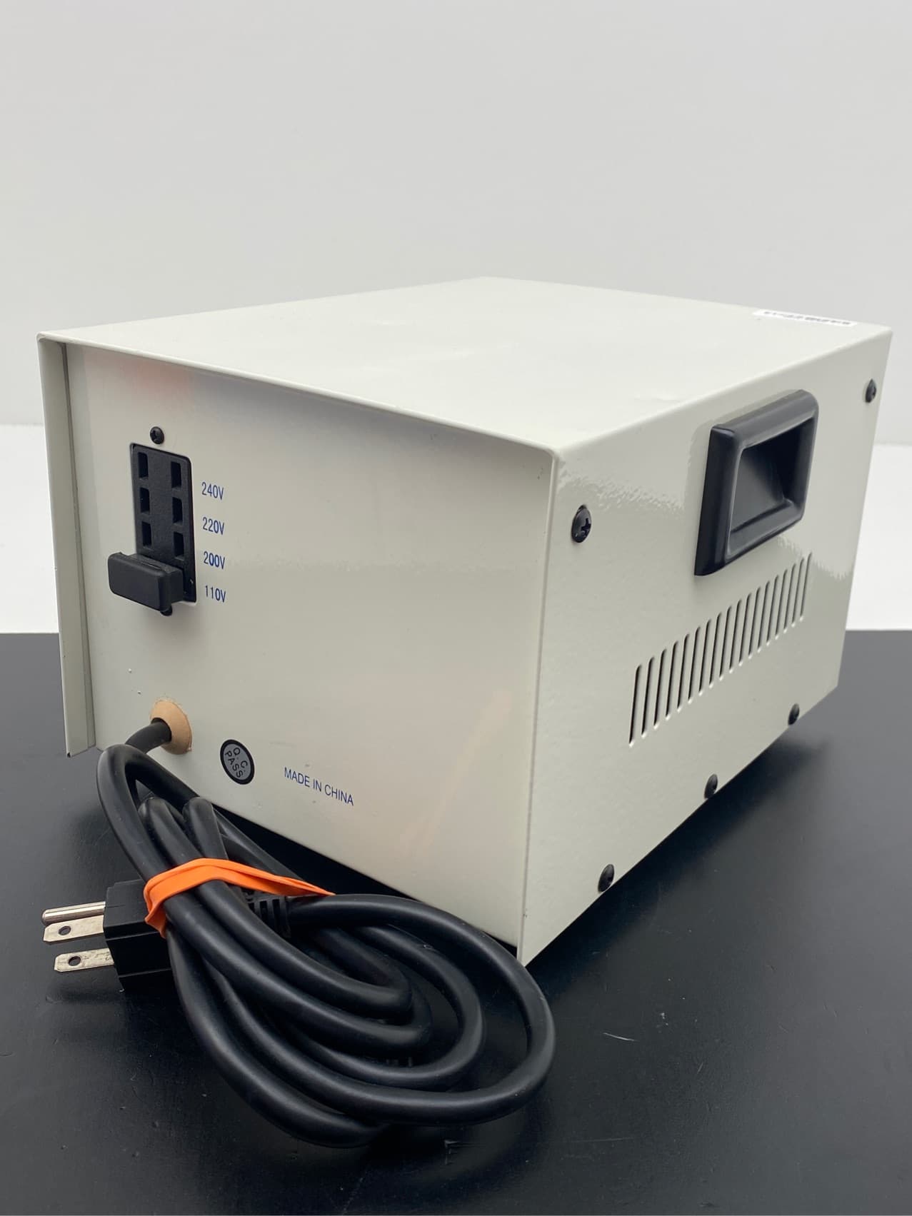 Philmore ST-2000 Step-Up & Down Transformer