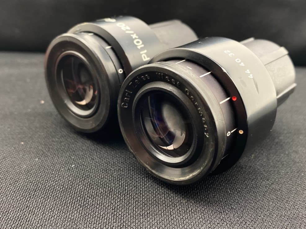 Carl Ziess PL 10x/20 444032 Microscope Eyepiece Set
