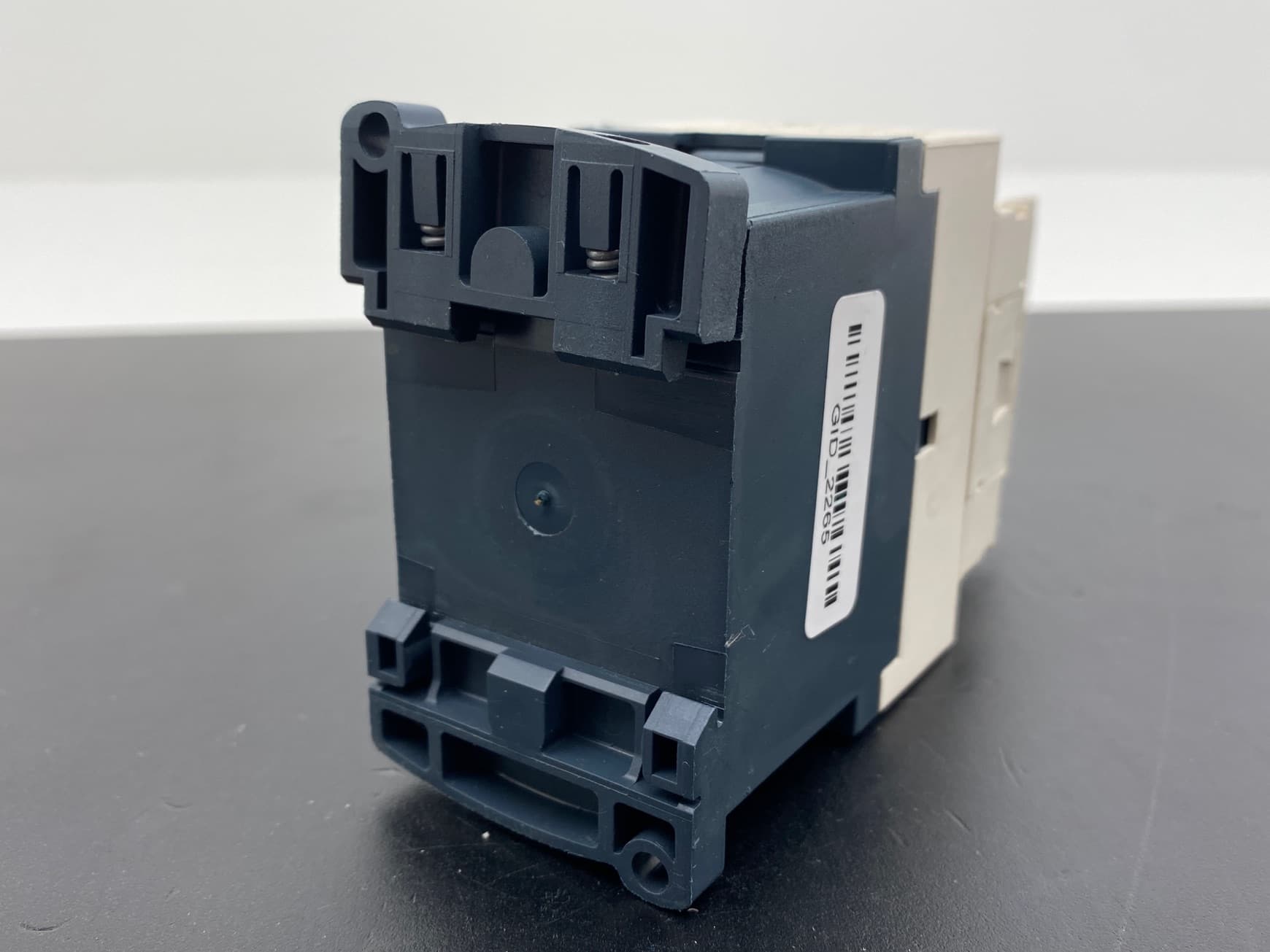 Schneider Electric CAD32BL Control Relay w/ LADN20 Auxiliary Contact block